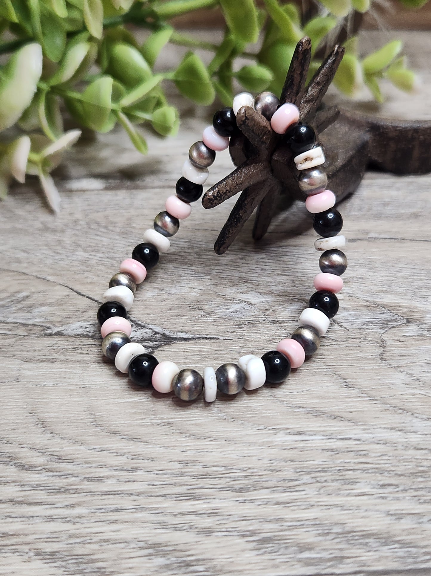 Pink Conch,Black Onyx & Sterling Silver Navajo Style Pearls. Stretch Bracelet