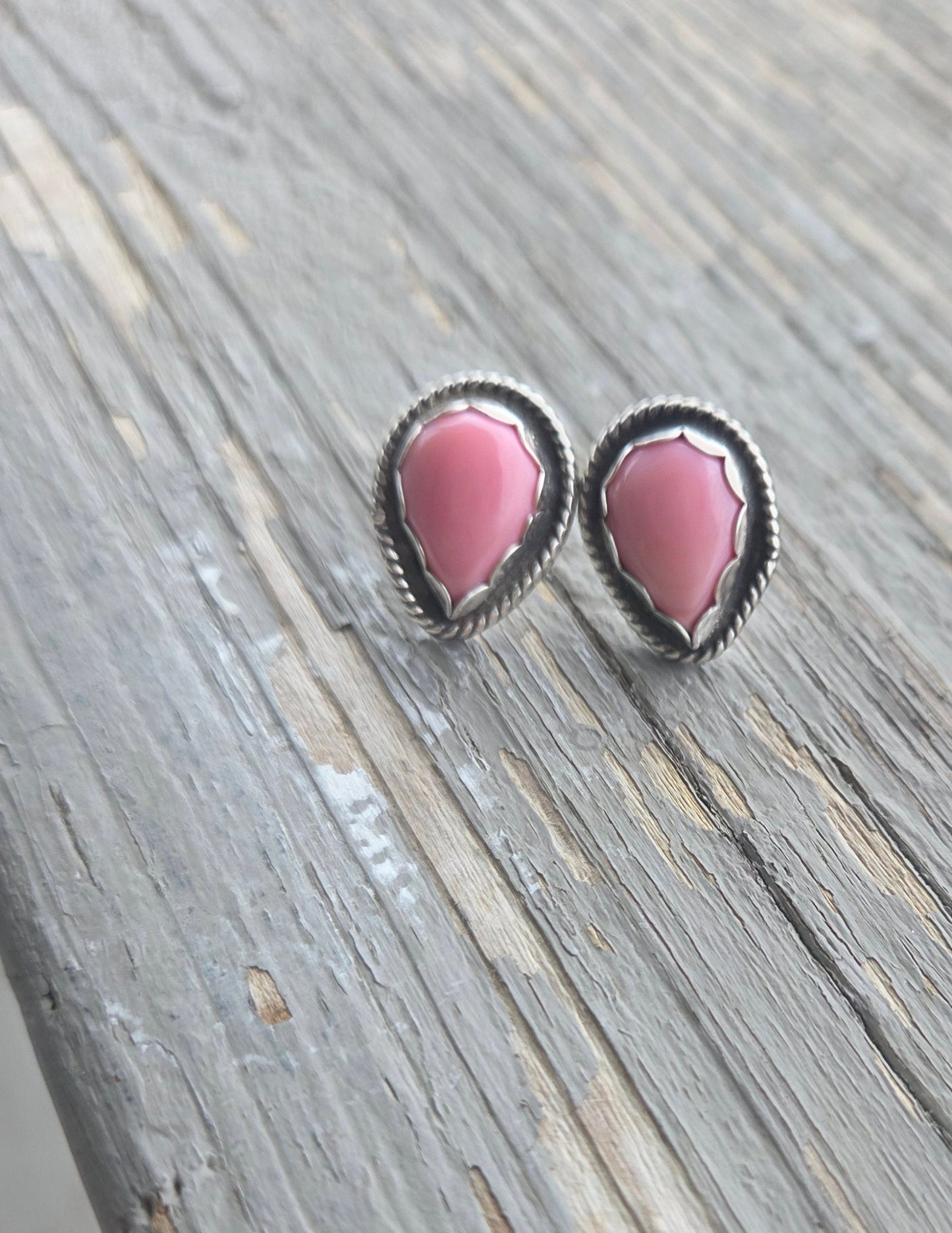 Pink Conch • Sterling Sliver Studs