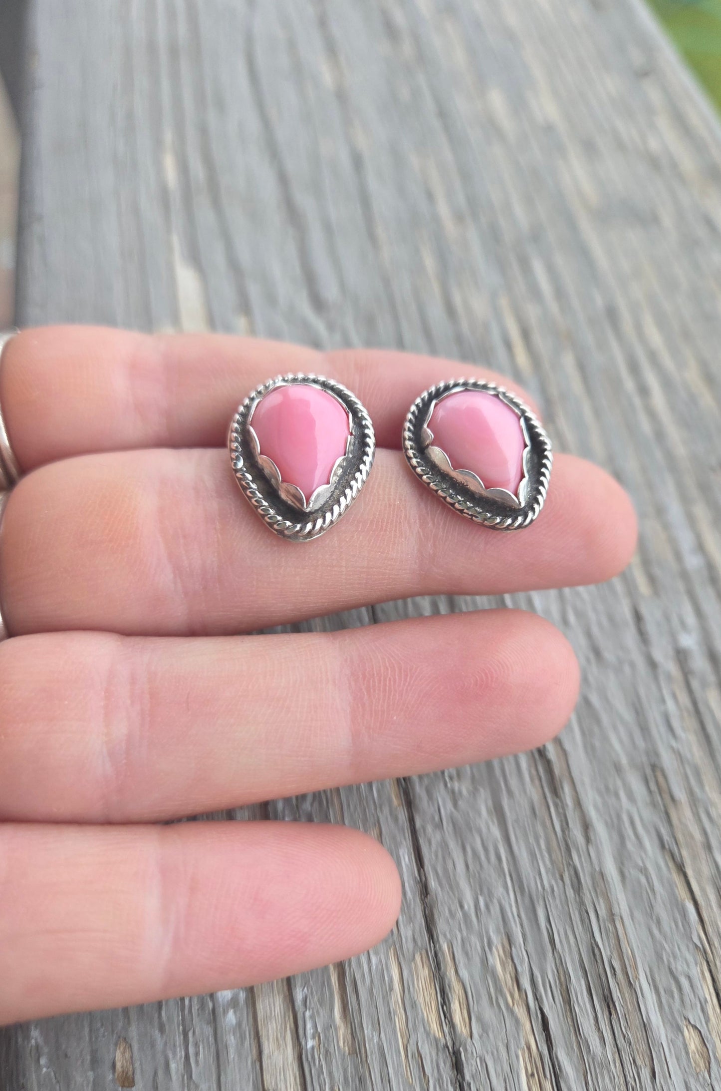 Pink Conch • Sterling Sliver Studs