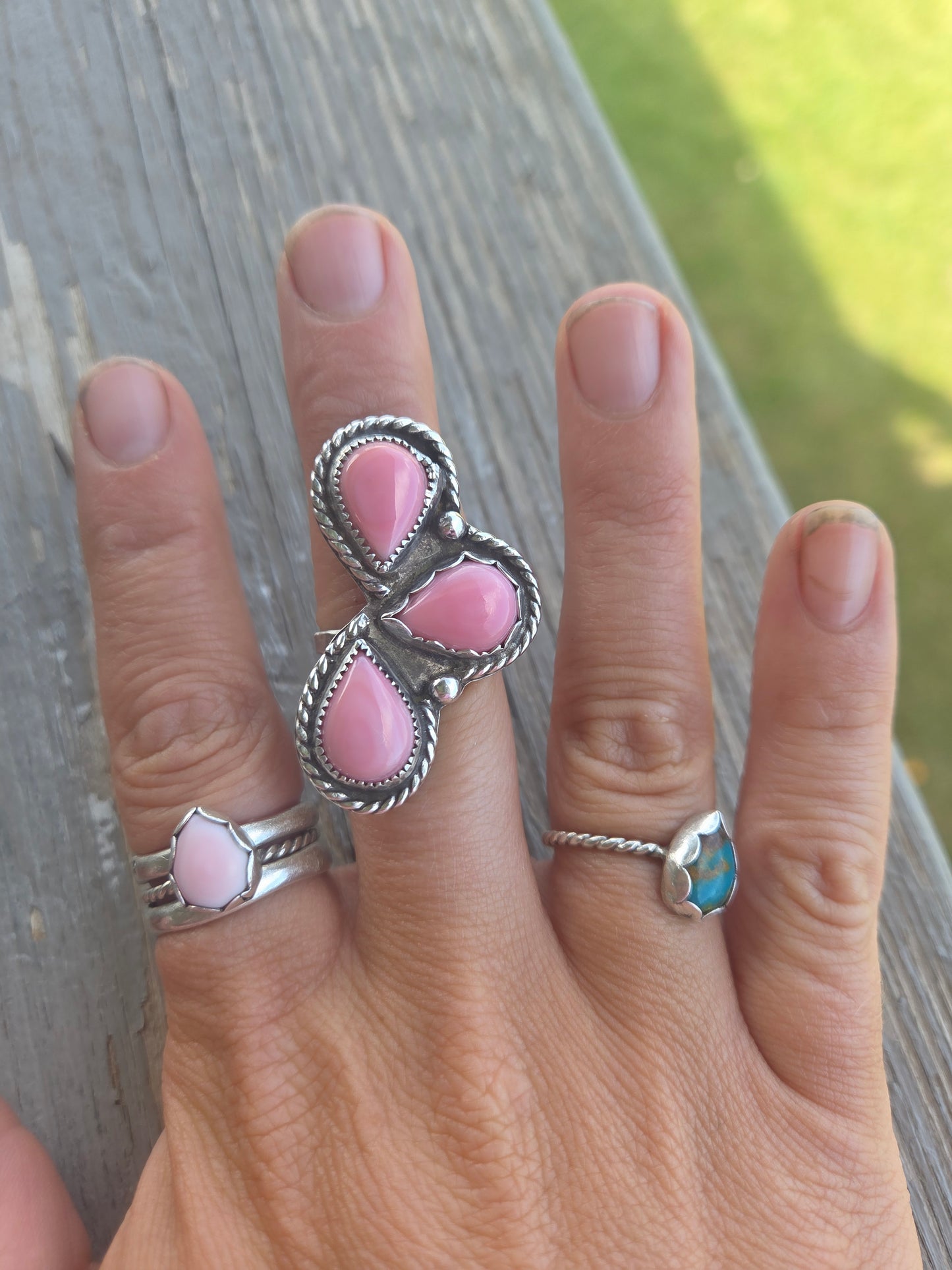 3 Stone Pink Conch Size 7.25