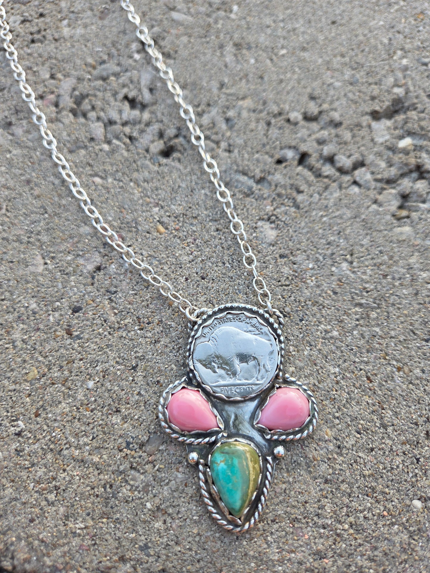 Buffalo Coin • Evans Turquoise•Pink Conch 20 inches