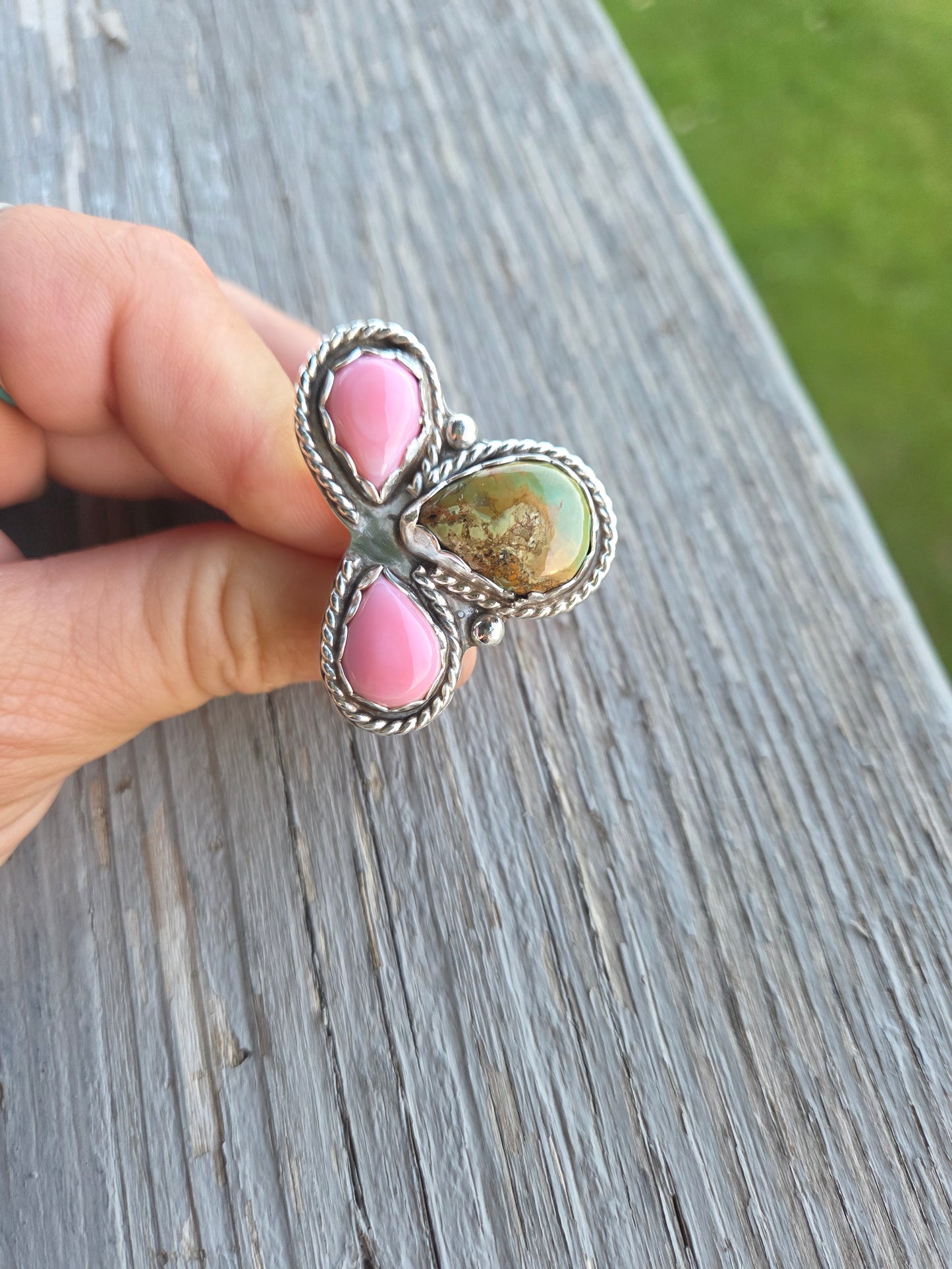 3 Stone Pink Conch & Evan Turquoise Size 7.5