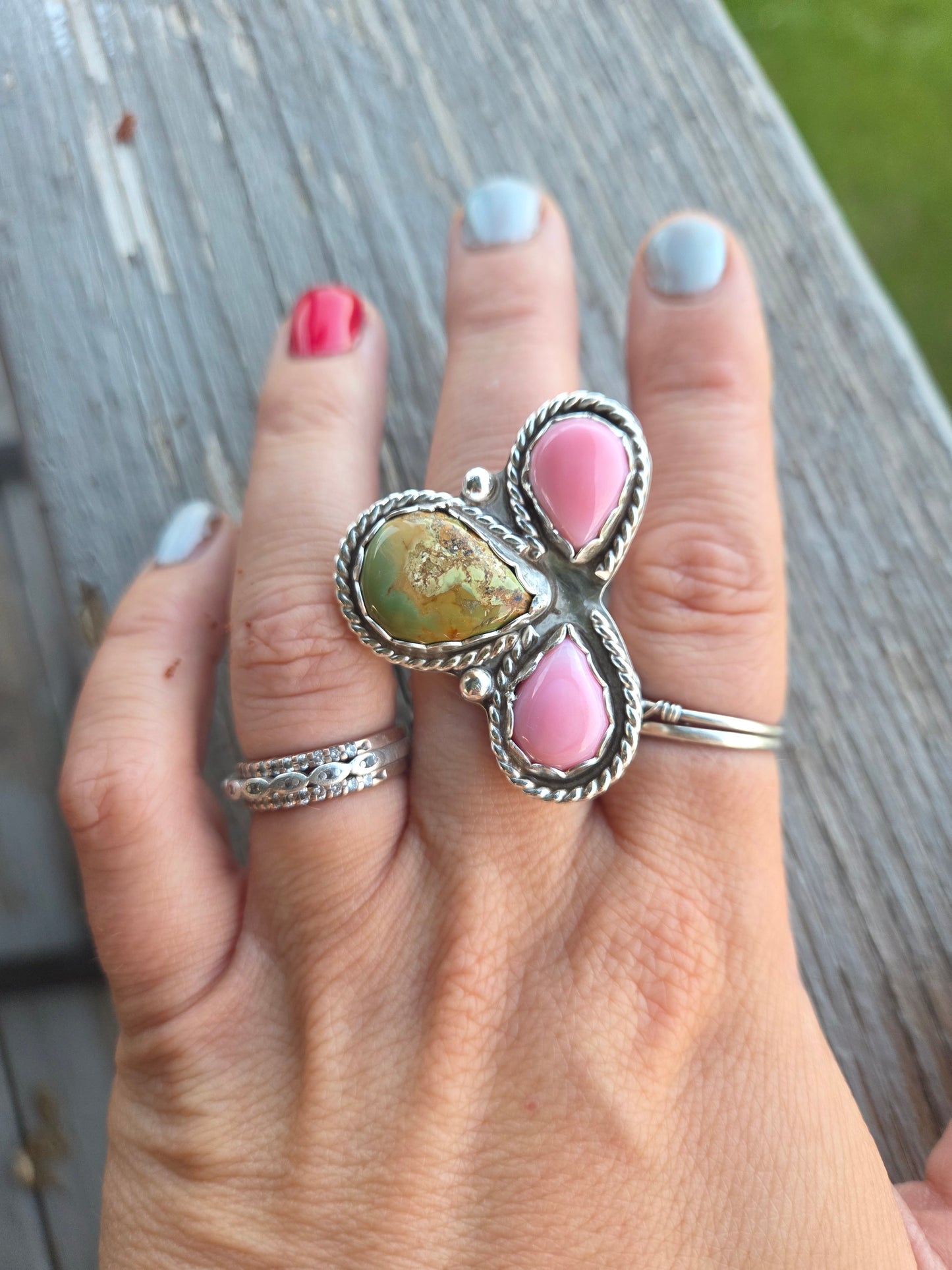 3 Stone Pink Conch & Evan Turquoise Size 7.5