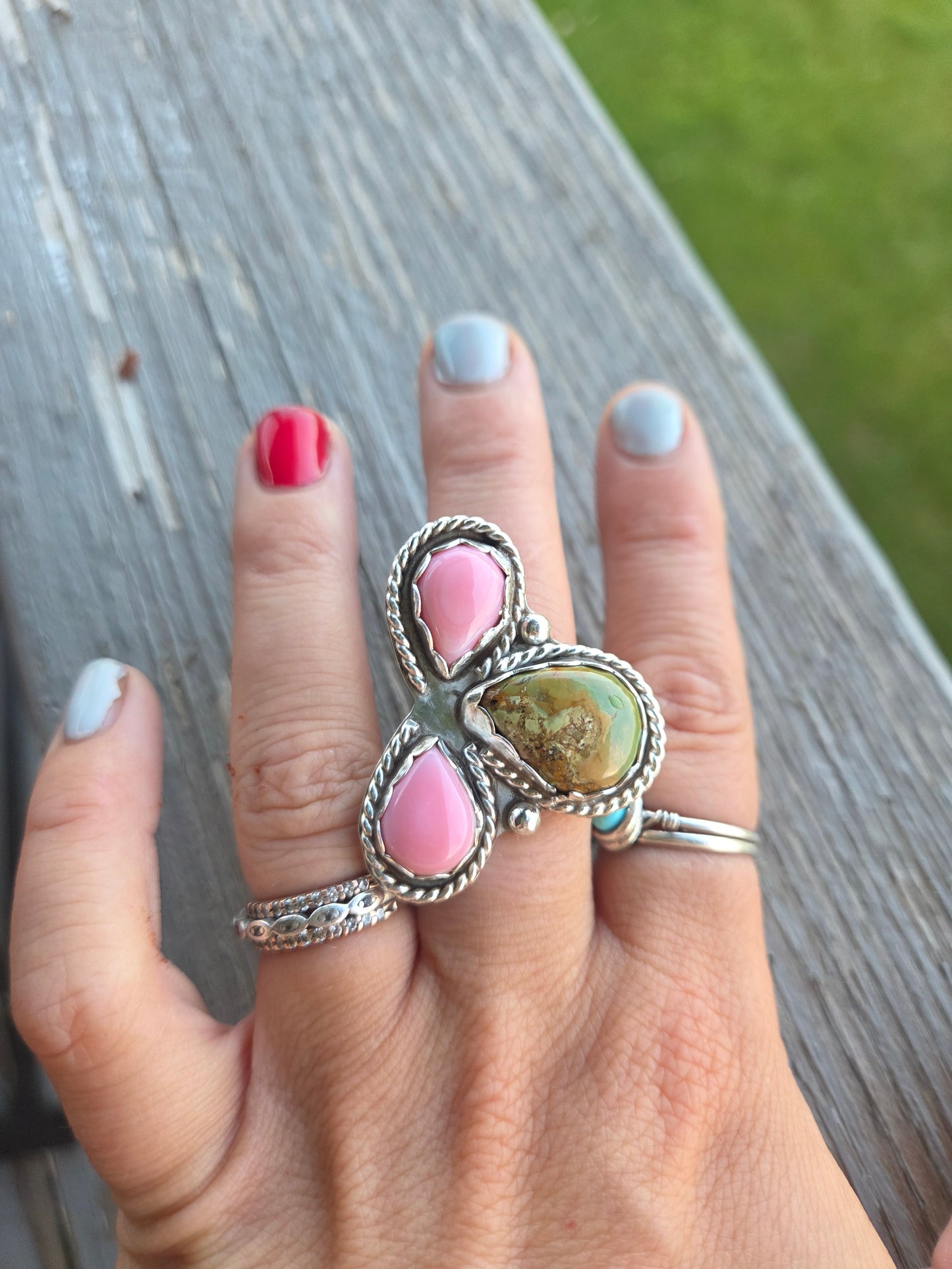 3 Stone Pink Conch & Evan Turquoise Size 7.5