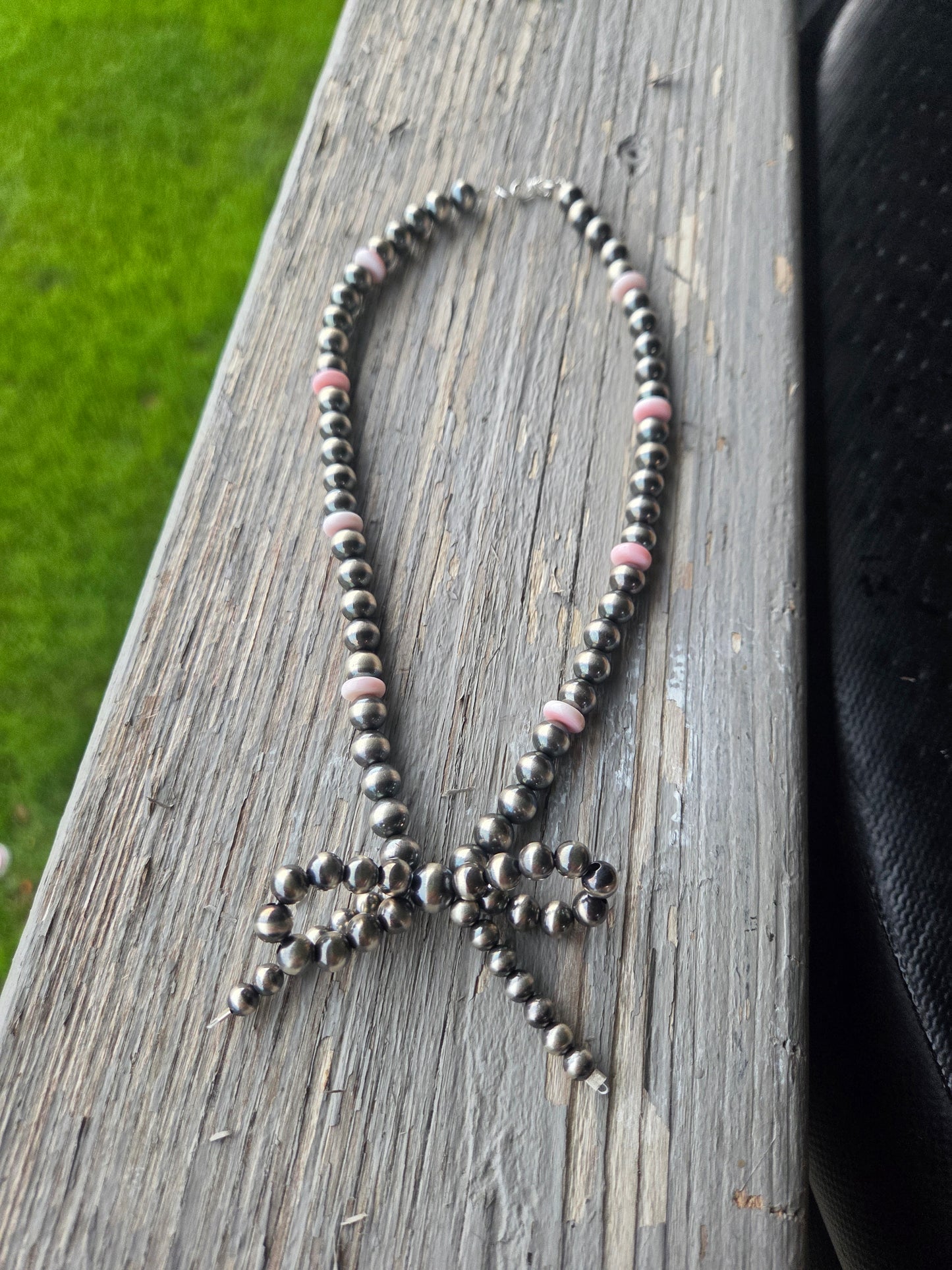 Bow Sterling Silver Navajo Style Pearls • Pink Conch.  16 inches
