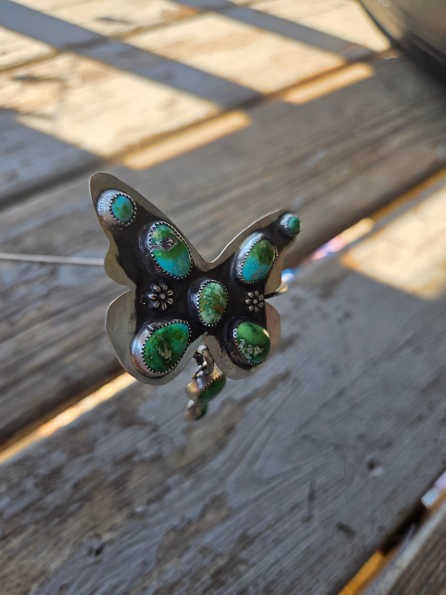 ButterFly Wire Neck Cuff