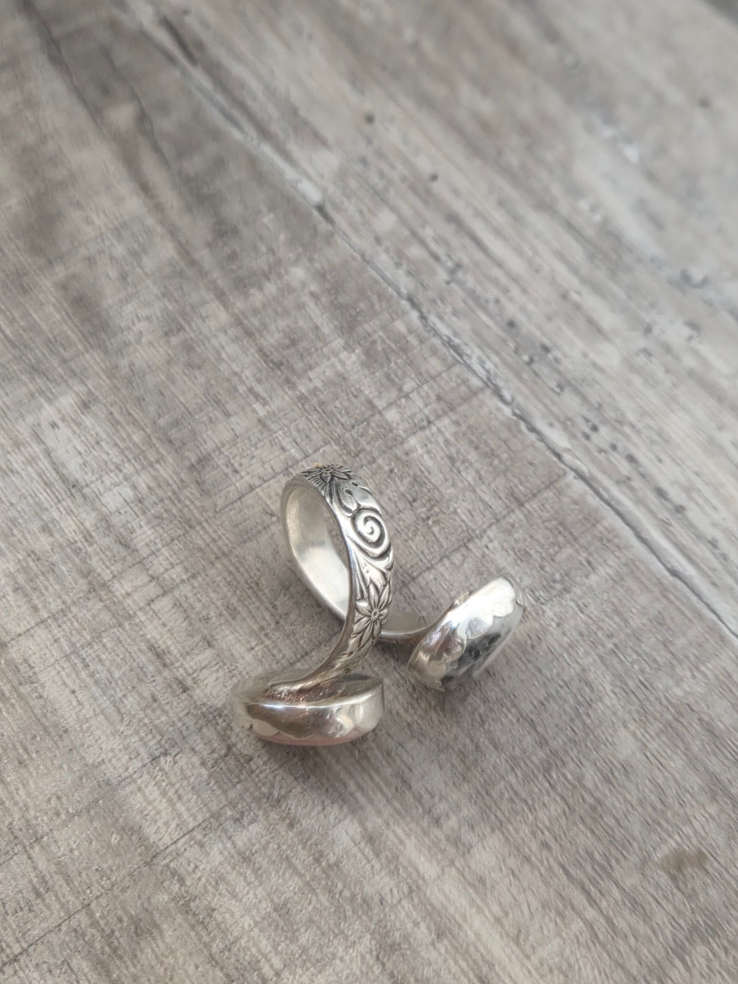 Pink Conch & White Buffalo Adjustable