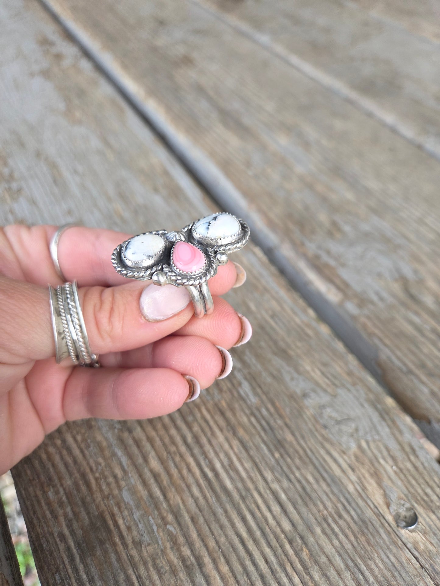 Pink Conch & White Buffalo Ring