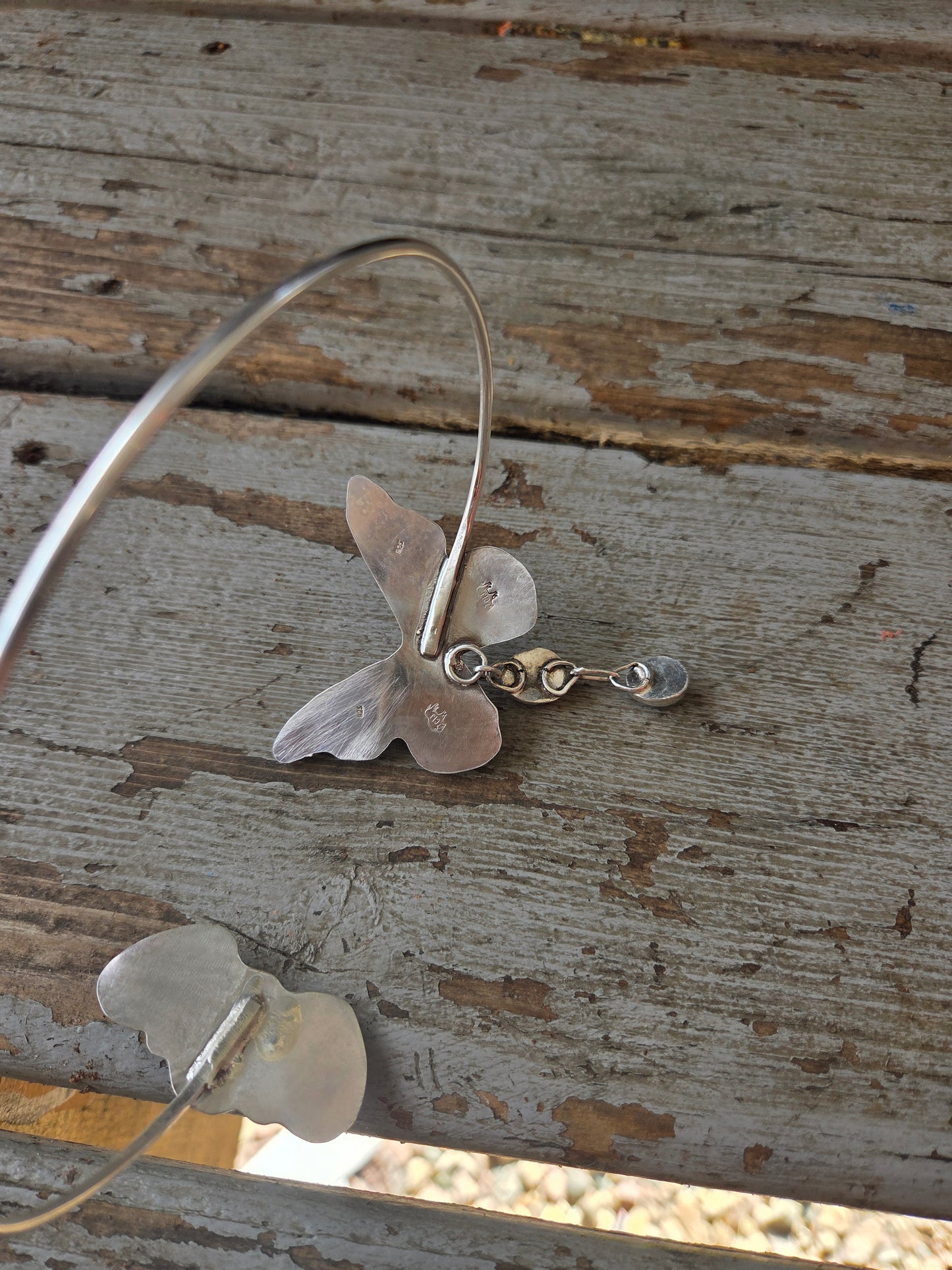 ButterFly Wire Neck Cuff