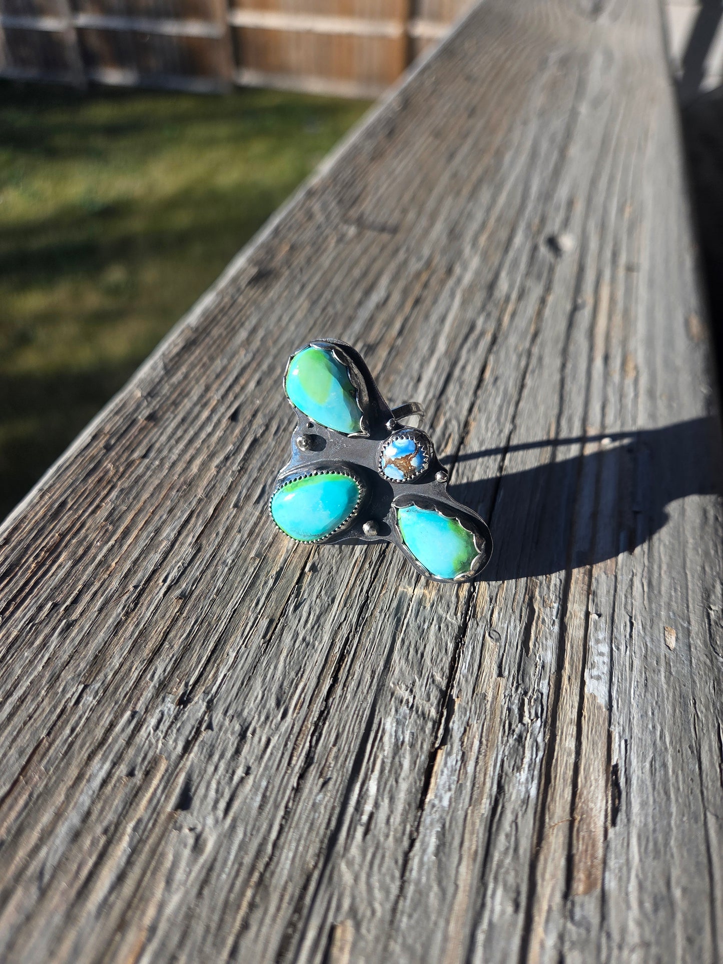 Sonoran Turquoise • Golden Hill Turquoise Size 7.5