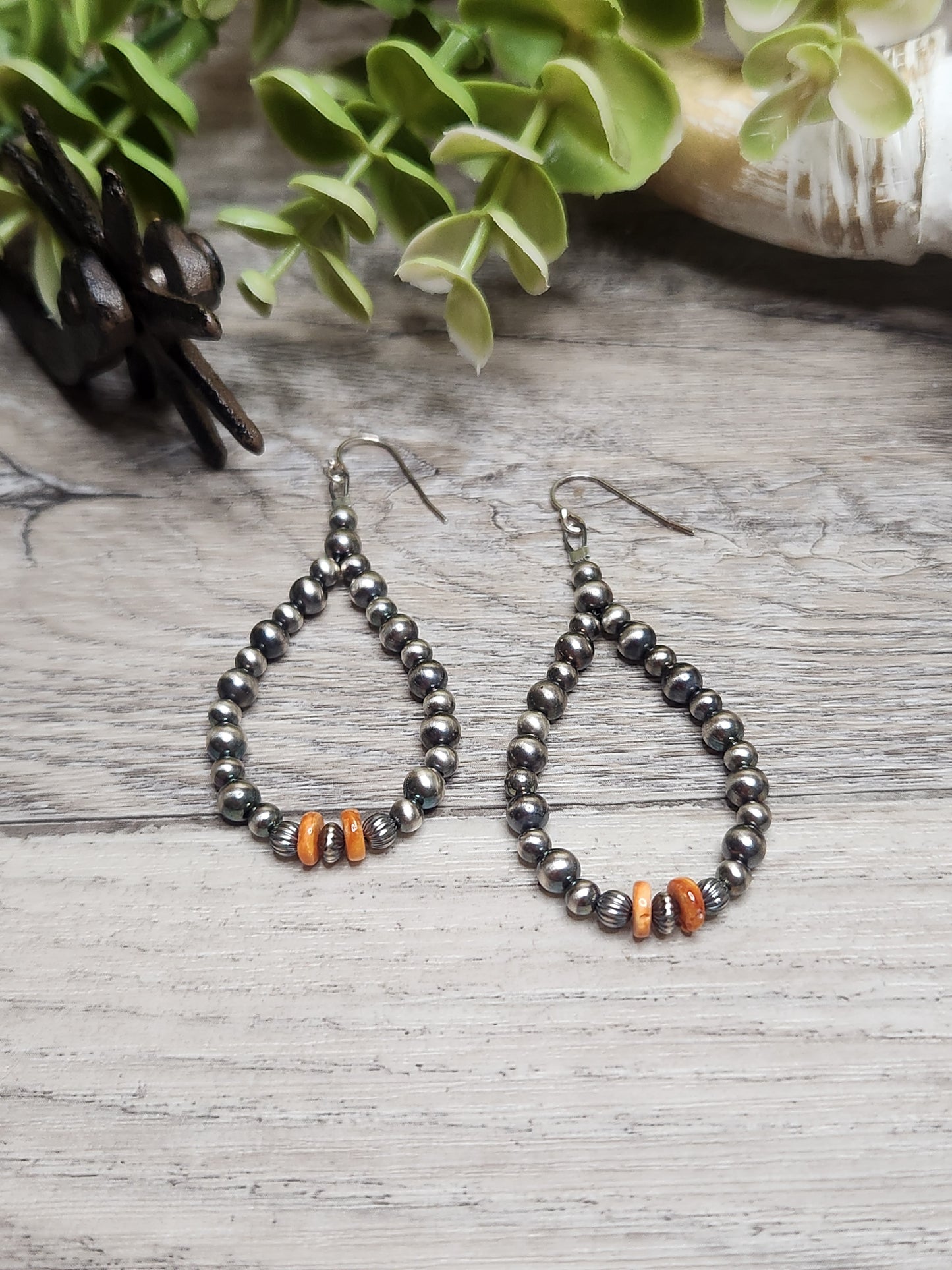 Spiny Oyster, & Sterling Silver Navajo Style Pearls