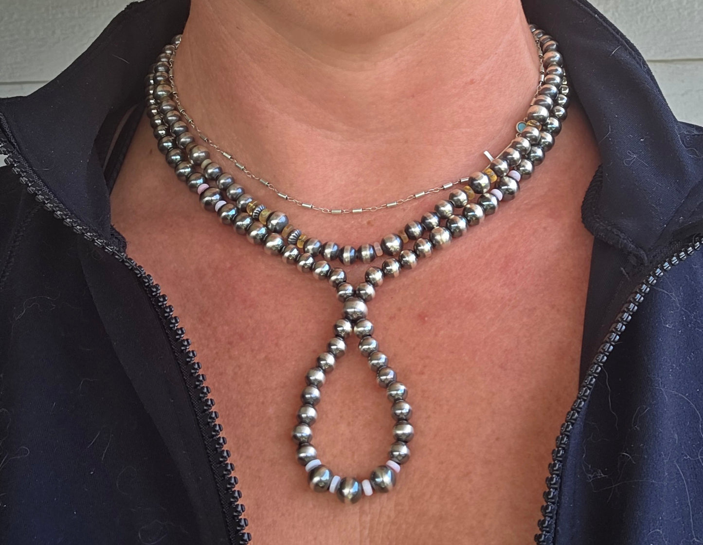 Sterling Silver Navajo Style Pearls • Pink Conch.  17.5 inches