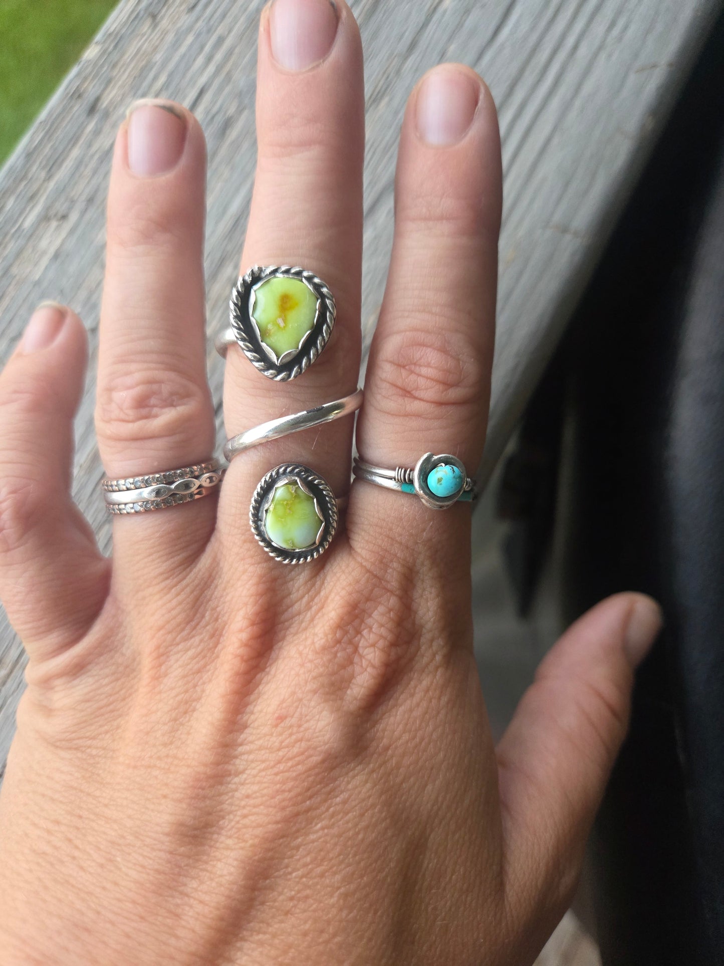 Two Stone Palomino. Adjustable