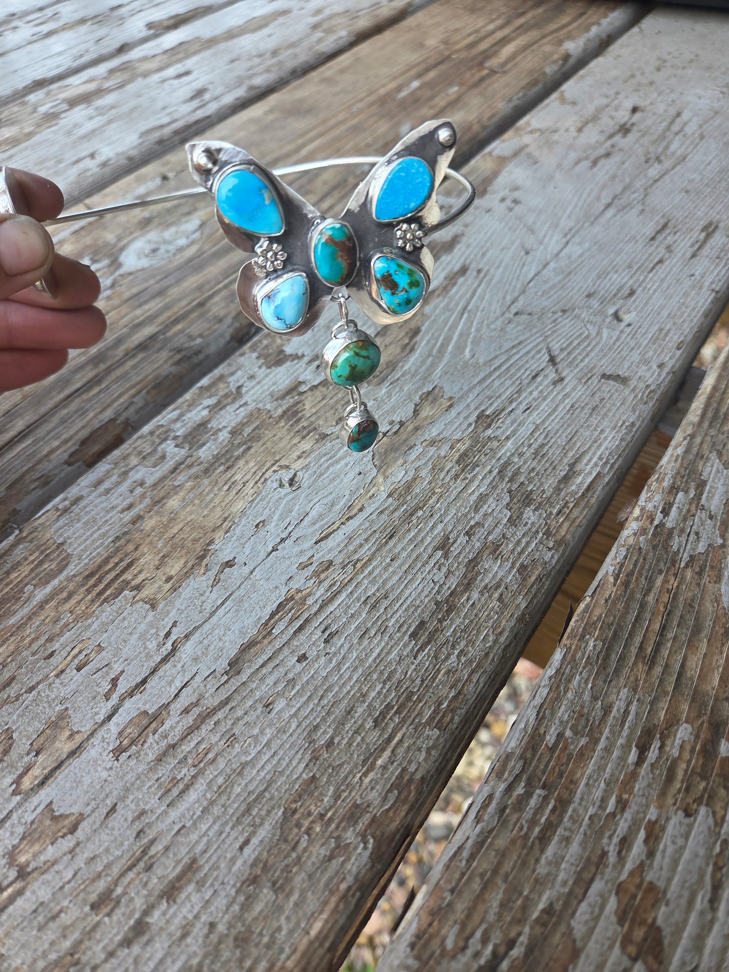 ButterFly Wire Neck Cuff