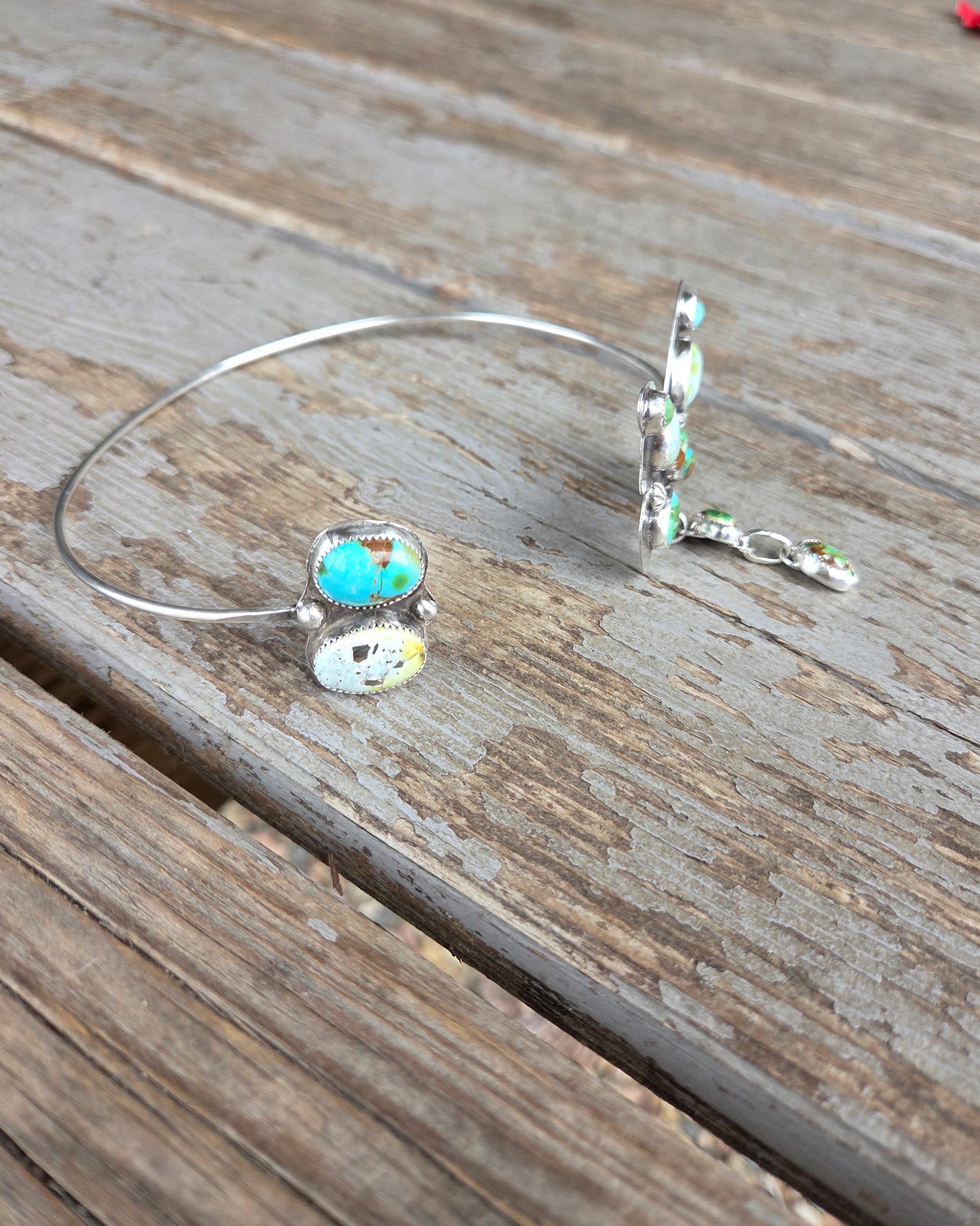 ButterFly Wire Neck Cuff