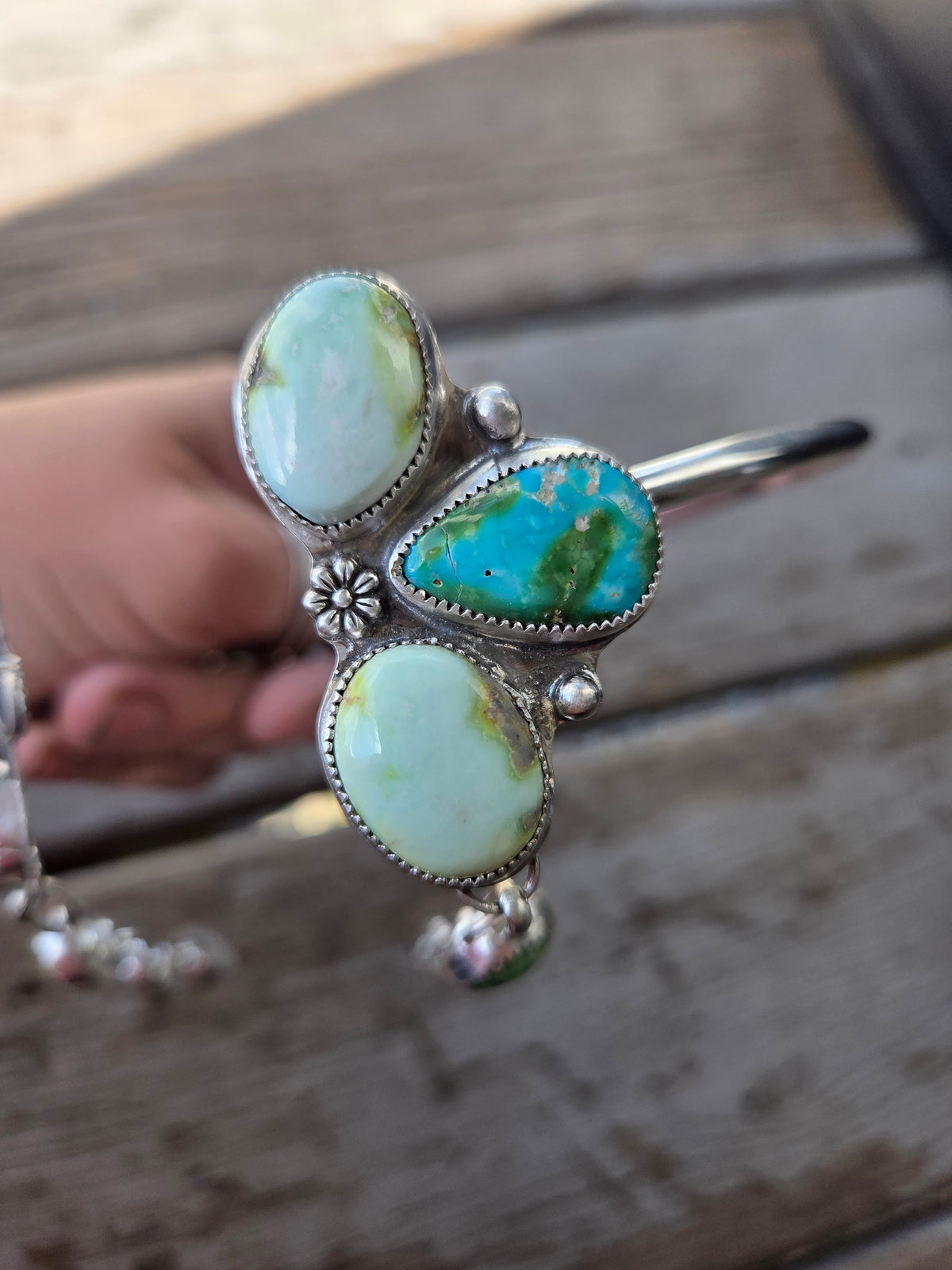 Wire Neck Cuff