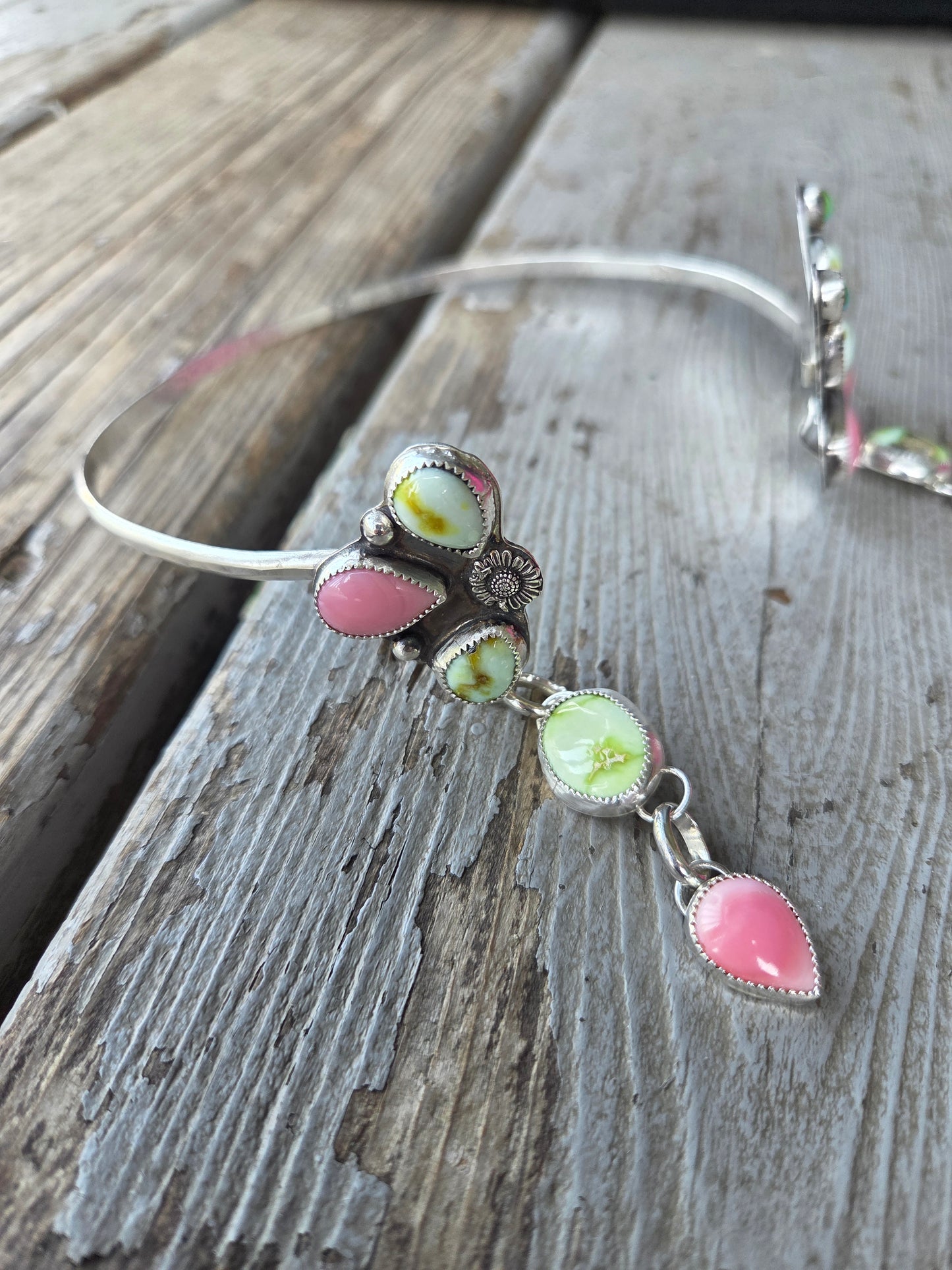 ButterFly Wire Neck Cuff