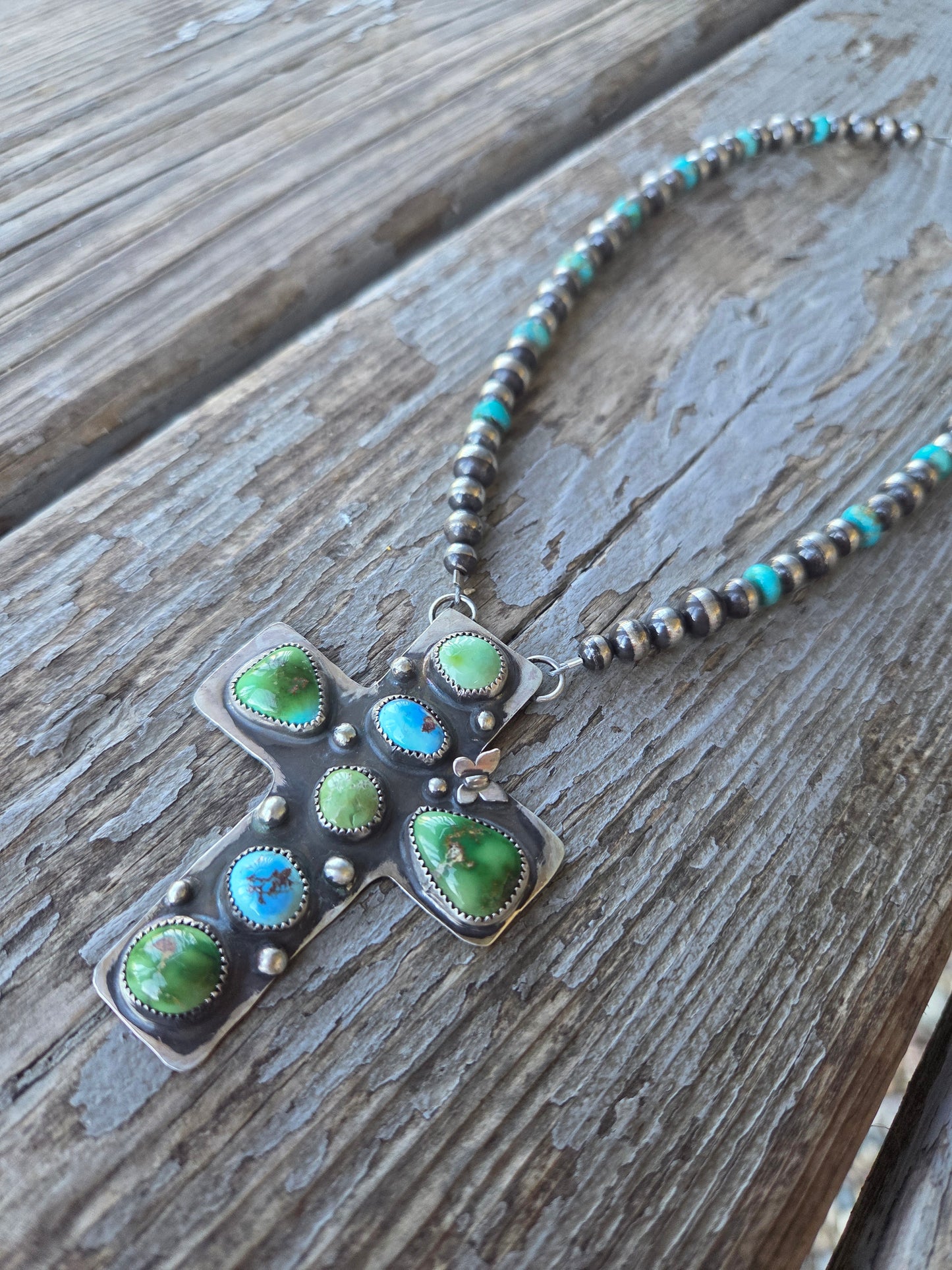 Cross Turquoise Cluster