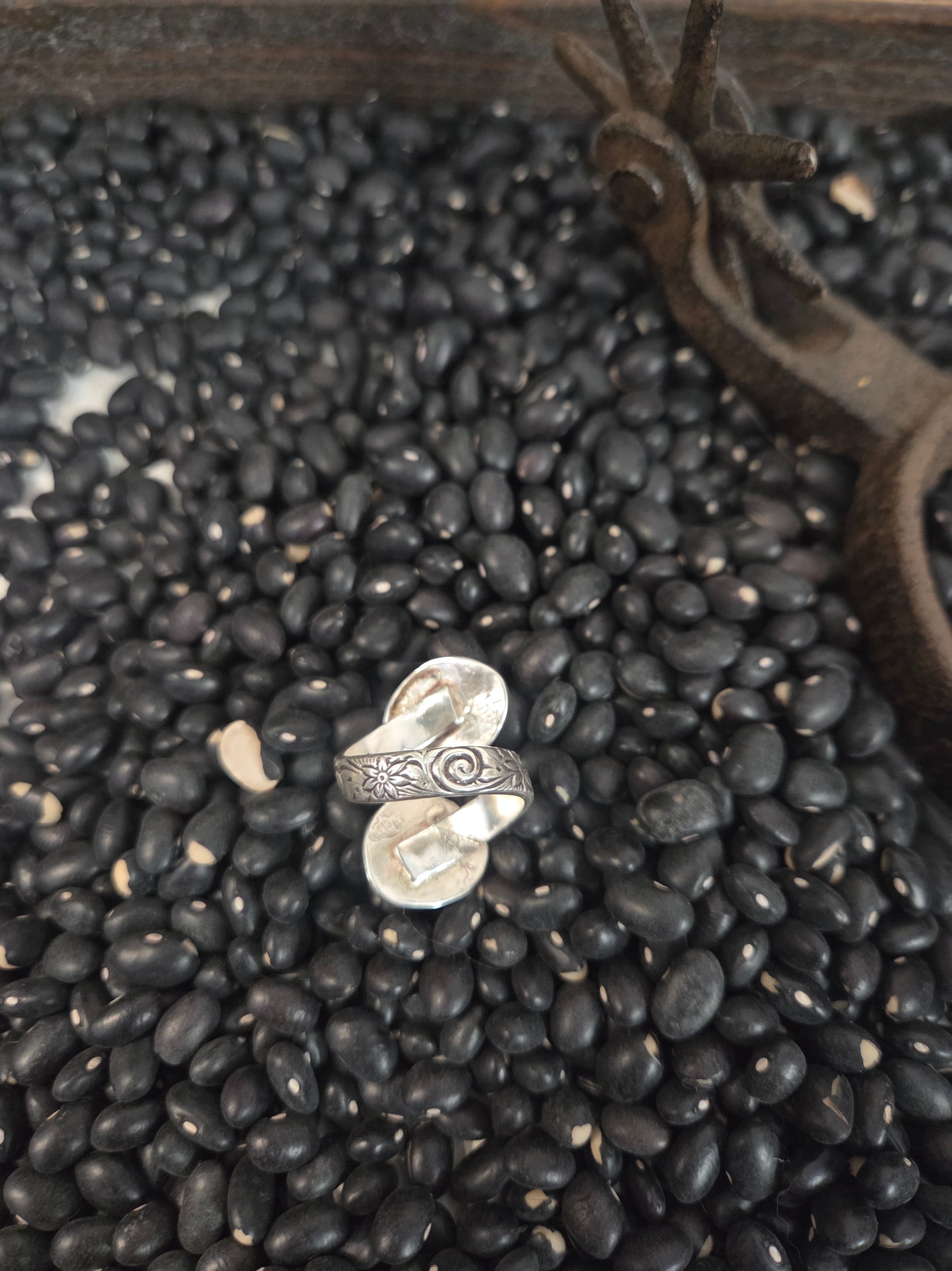 Pink Conch & White Buffalo Adjustable