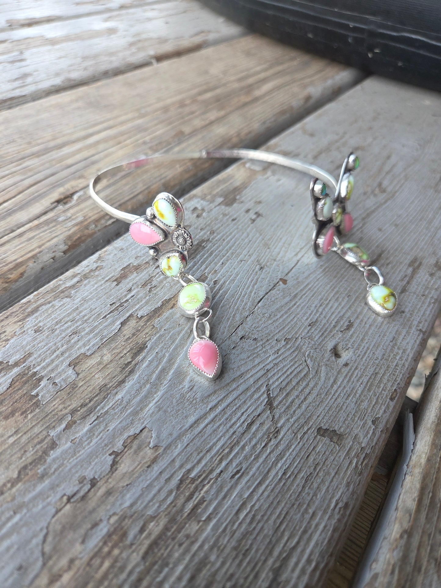 ButterFly Wire Neck Cuff