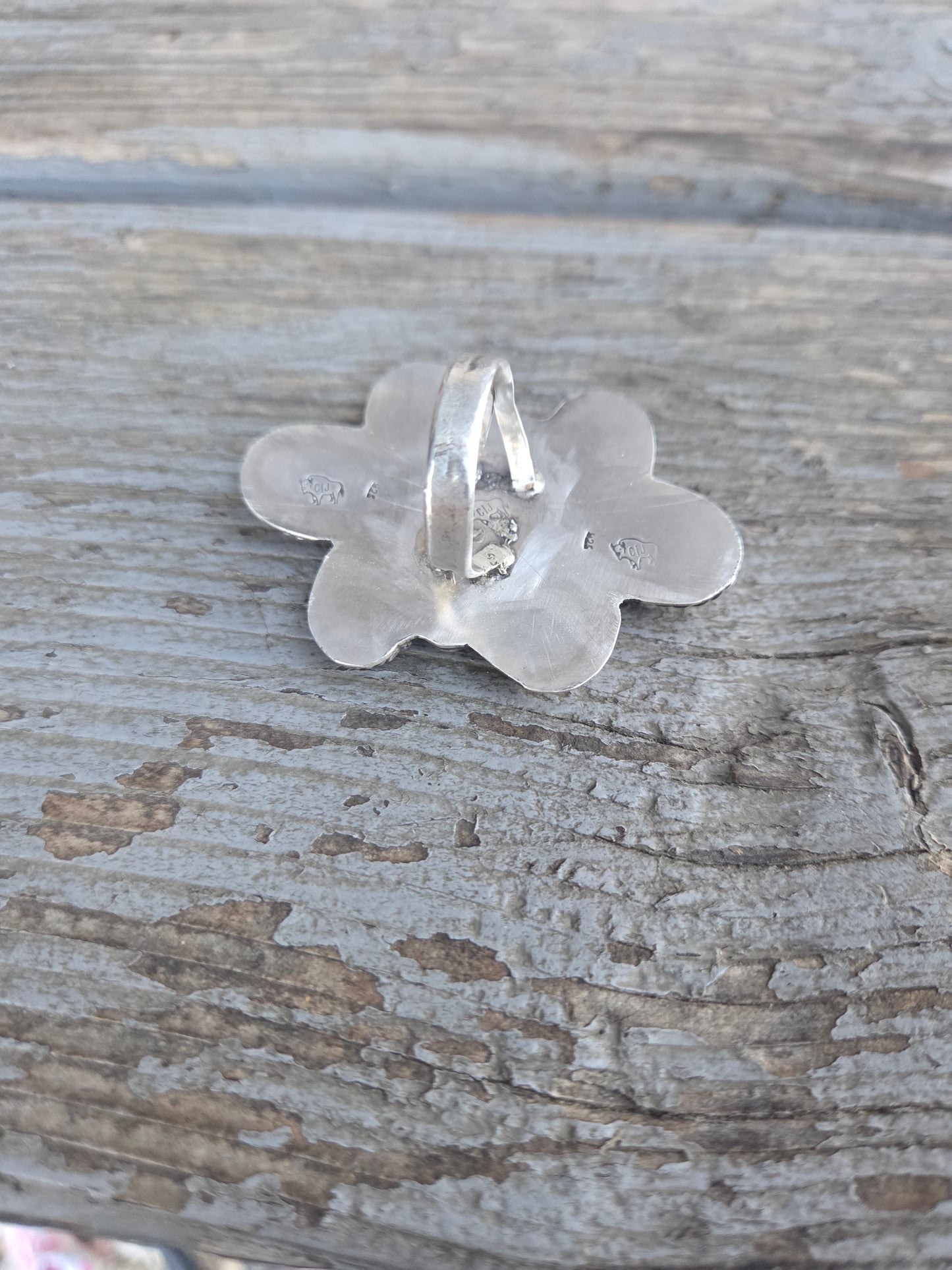 Pink Conch • Mother of Pearl • Size 8 3/4