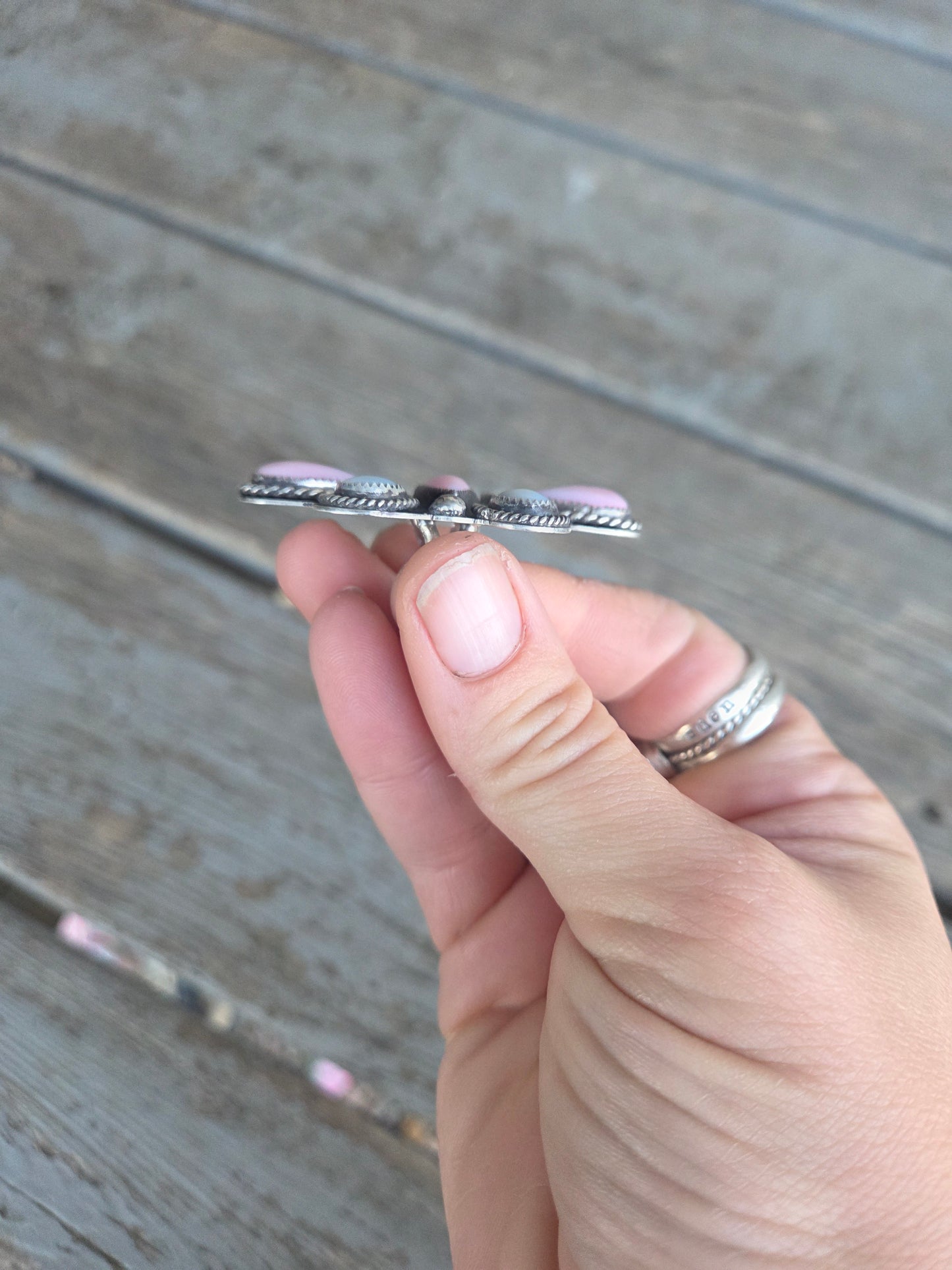 Pink Conch • Mother of Pearl • Size 8 3/4