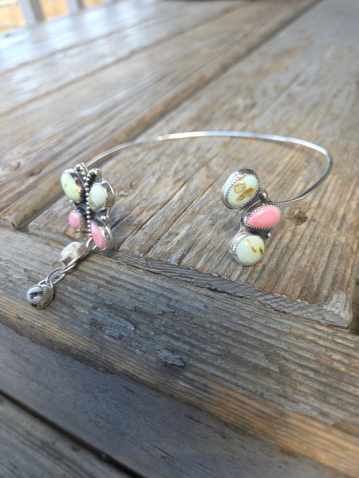 ButterFly Wire Neck Cuff