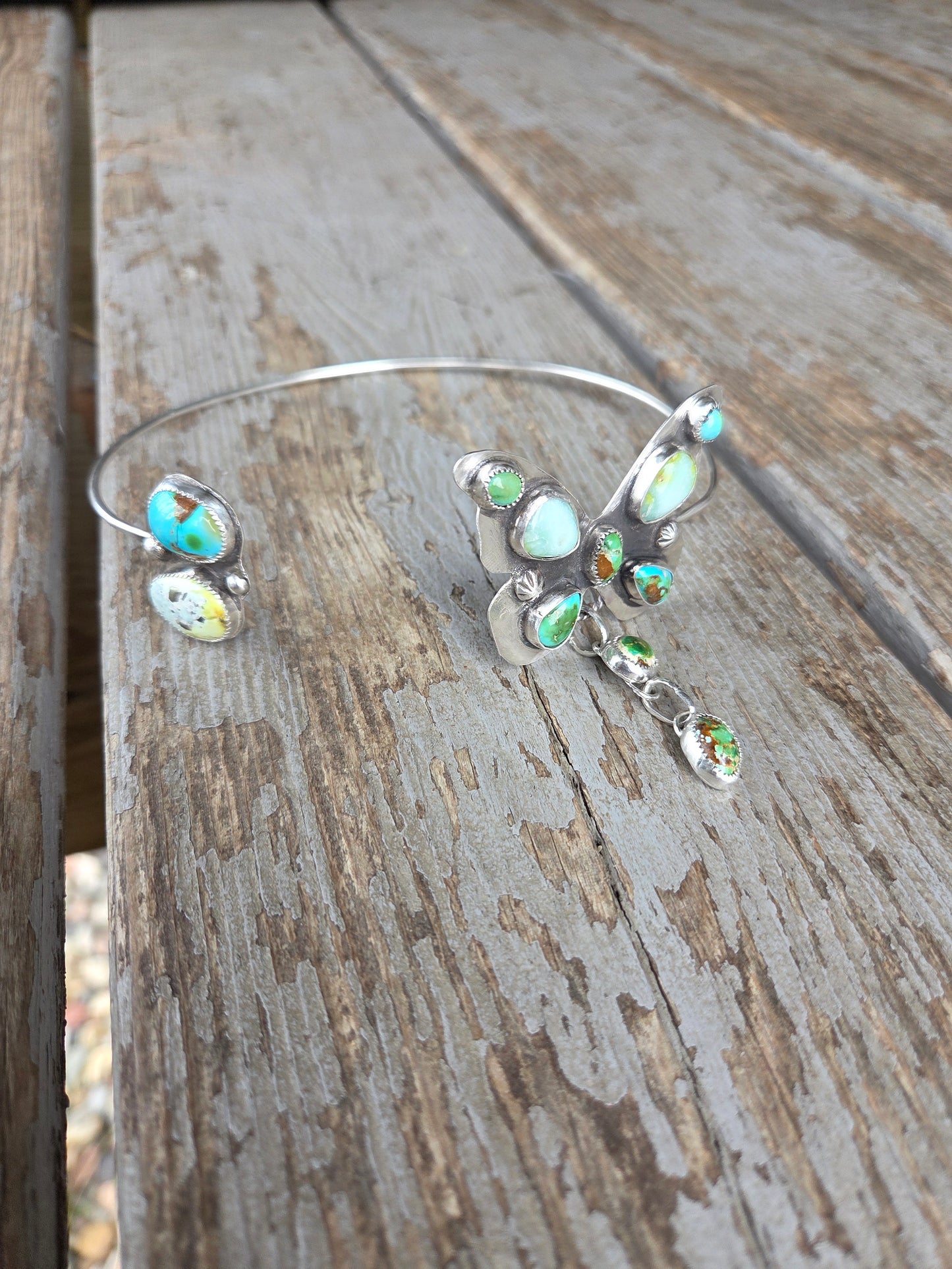 ButterFly Wire Neck Cuff