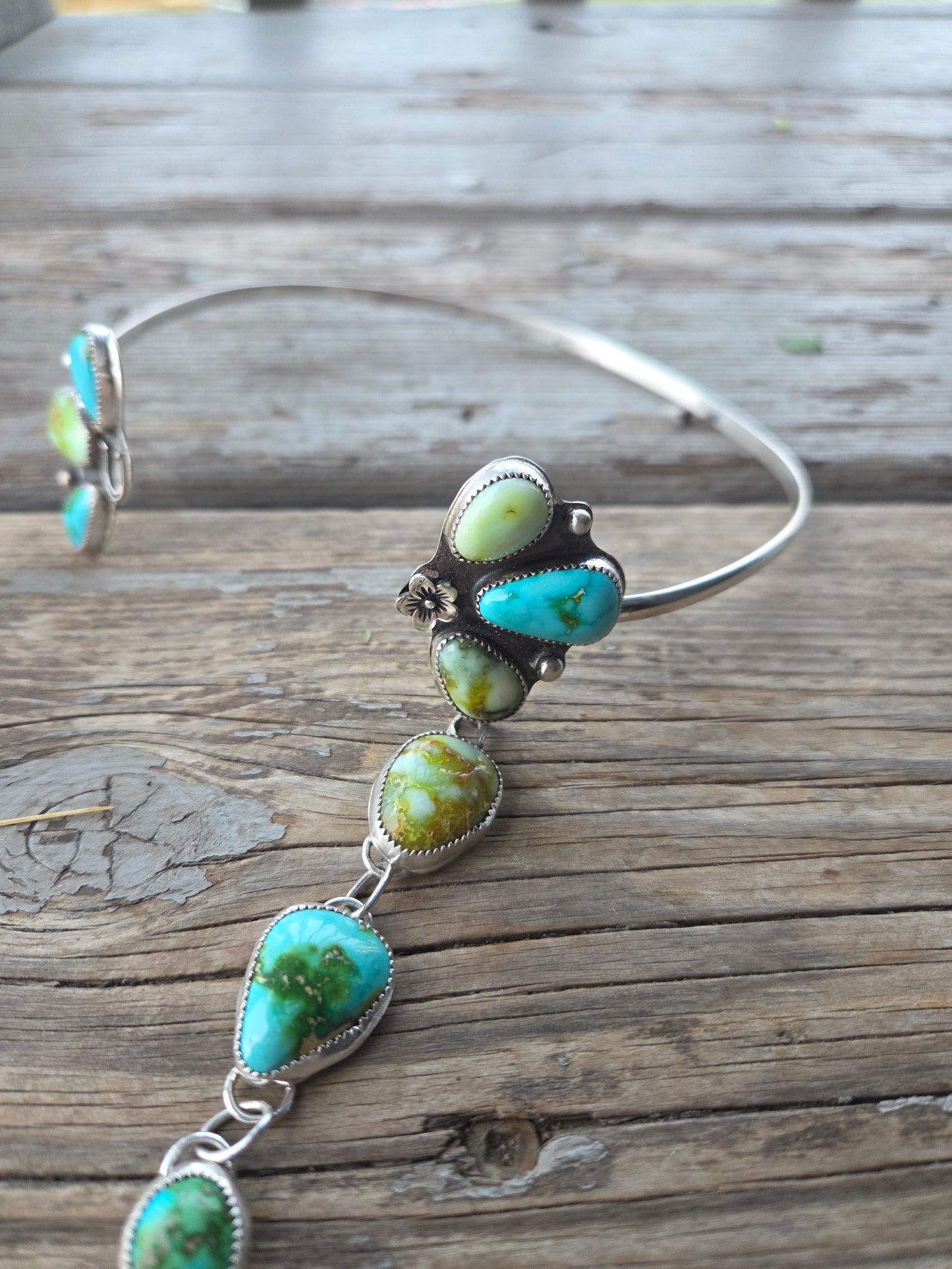 Wire Neck Cuff