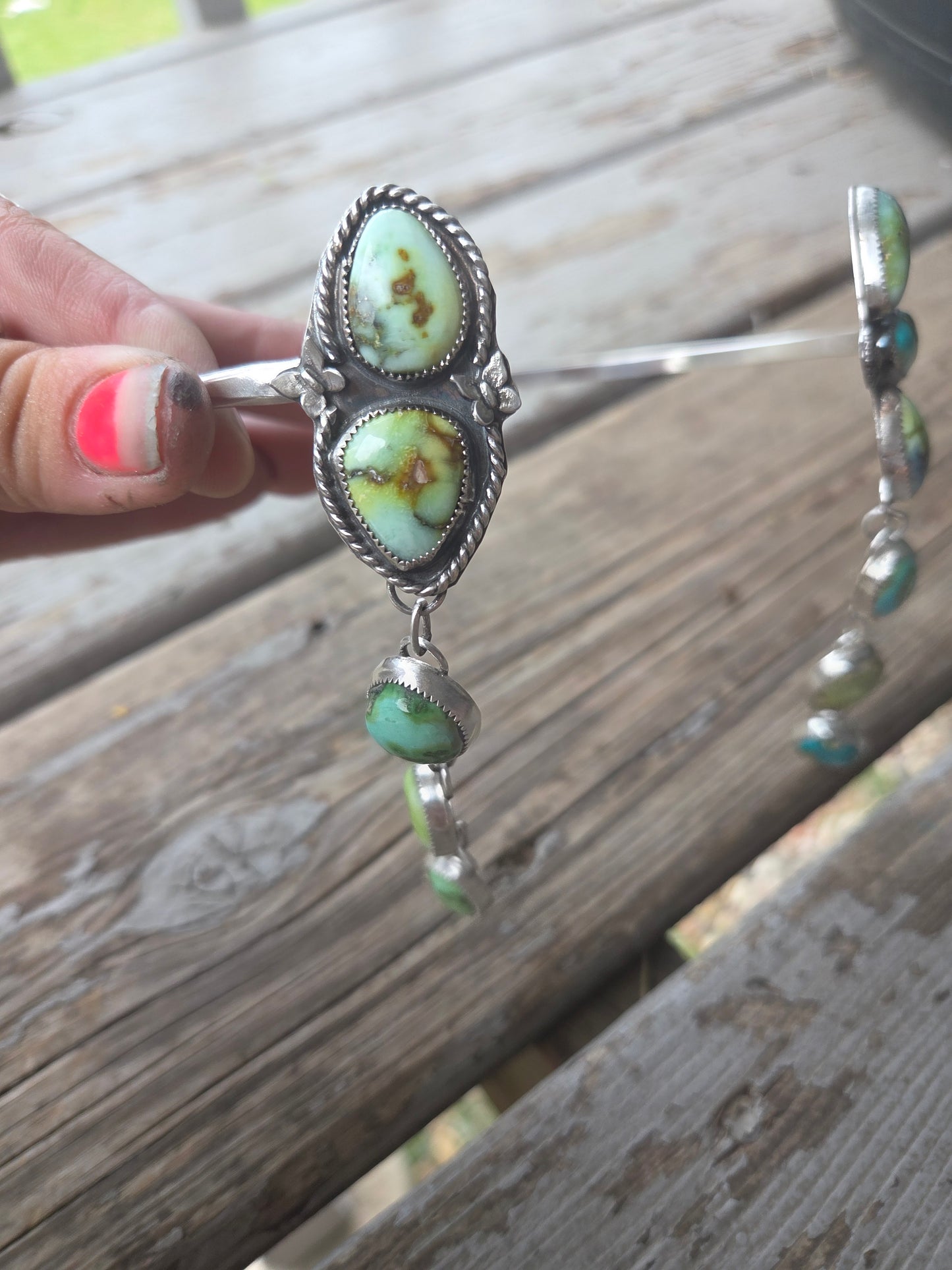 Wire Neck Cuff