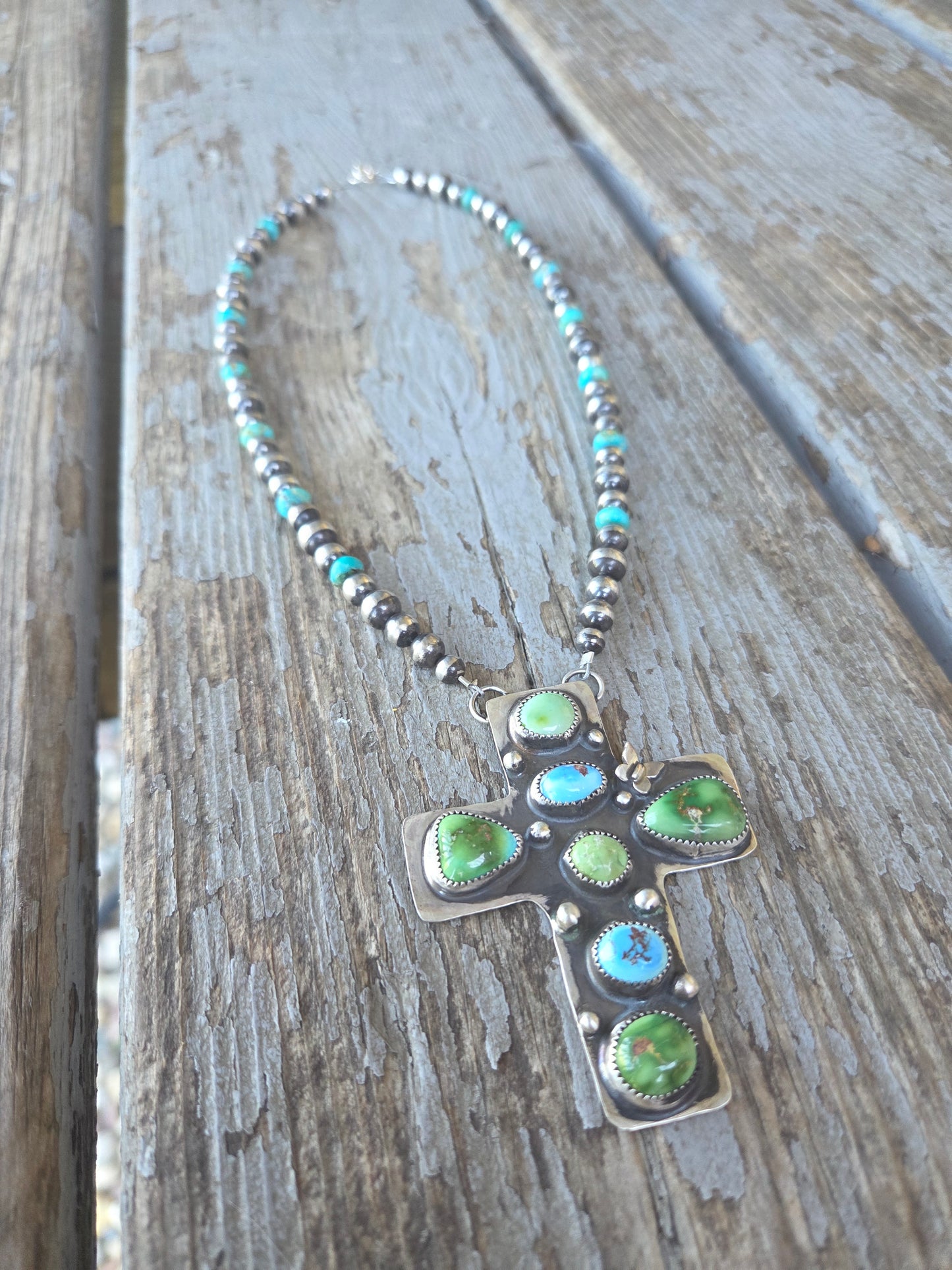 Cross Turquoise Cluster