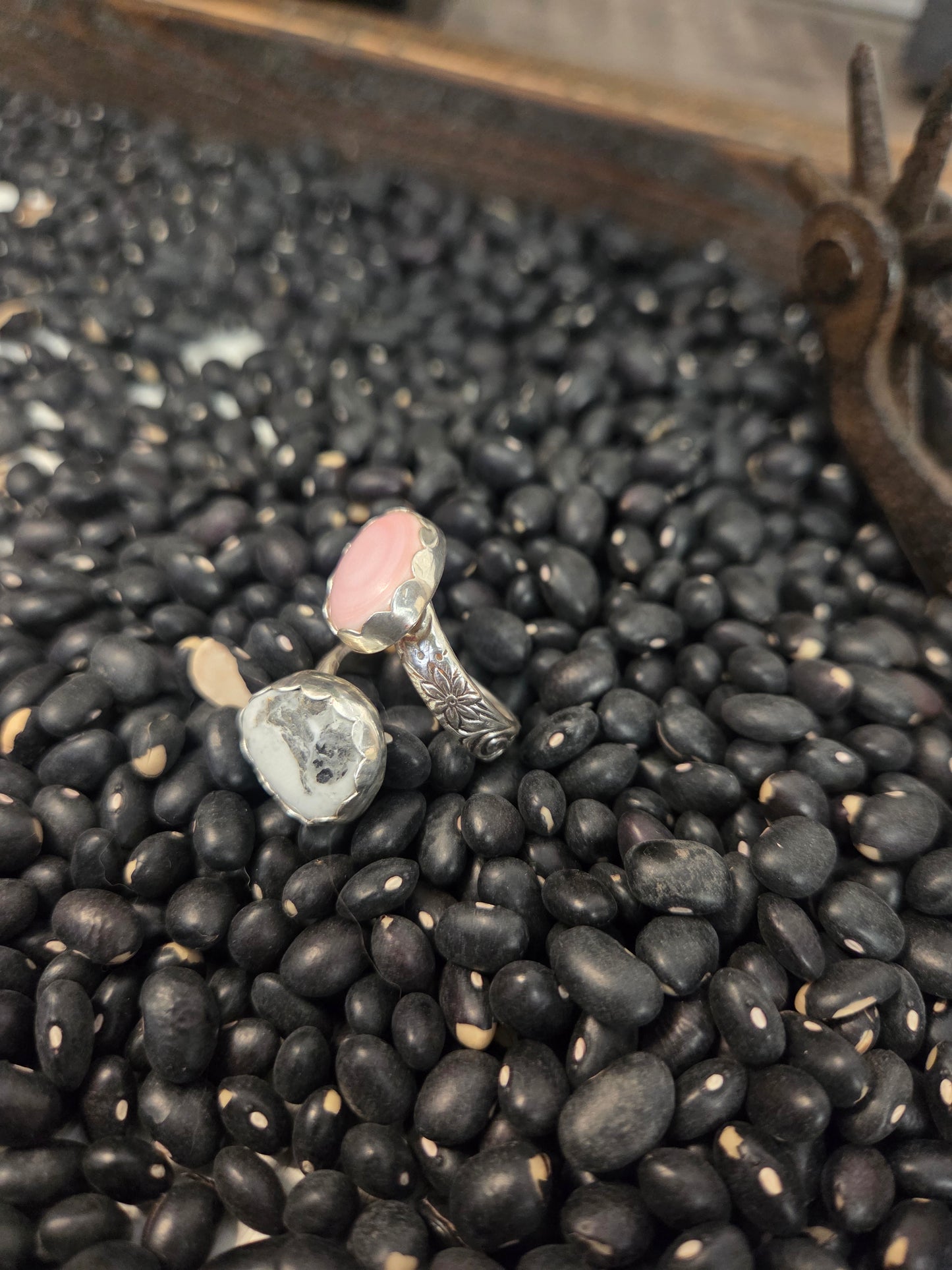 Pink Conch & White Buffalo Adjustable