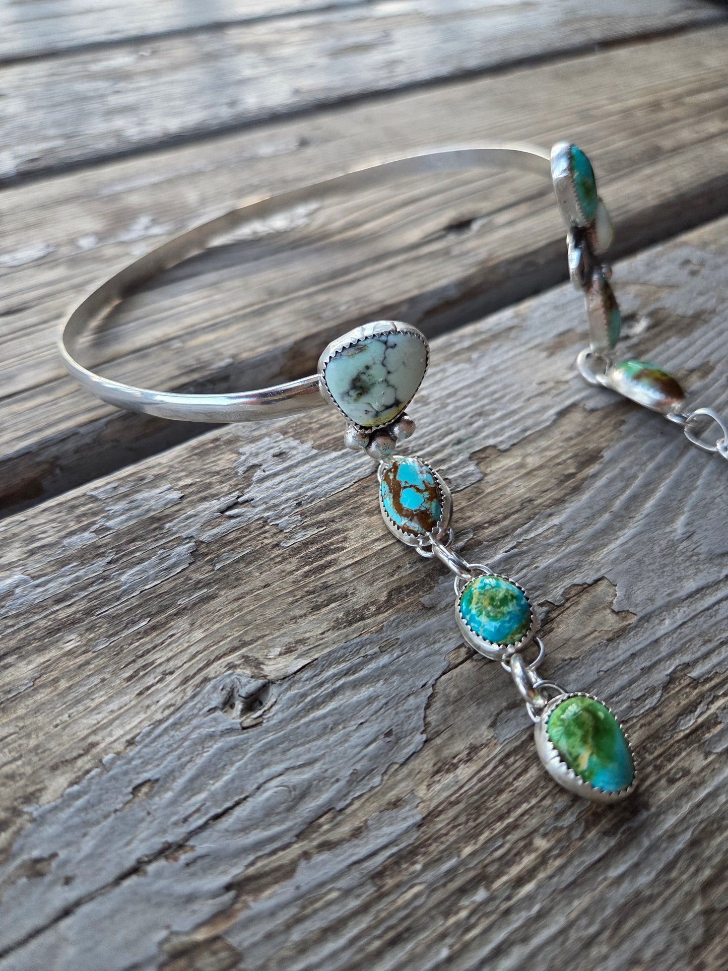 Wire Neck Cuff *Note there is a small crack in Palomino stone