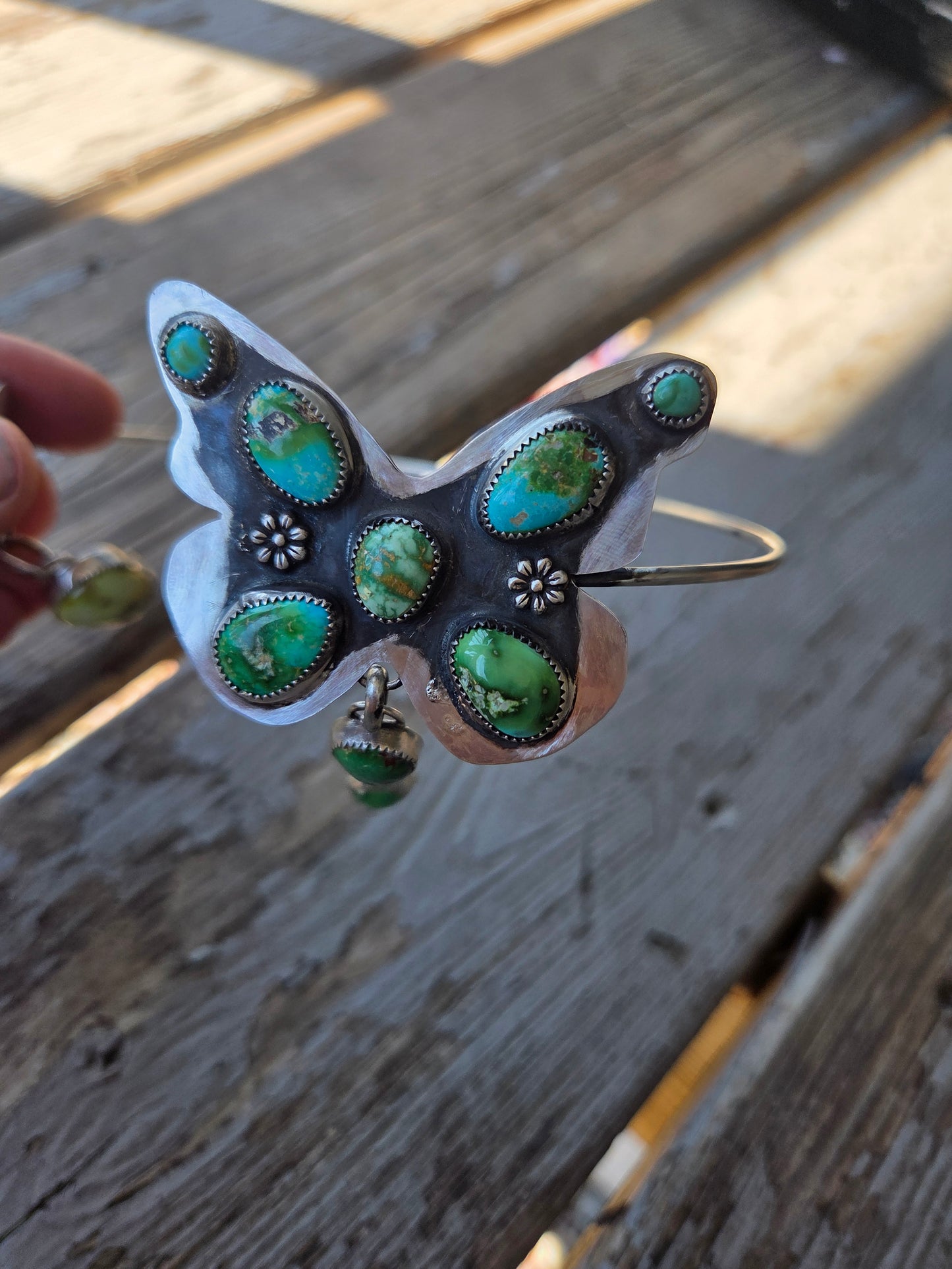ButterFly Wire Neck Cuff