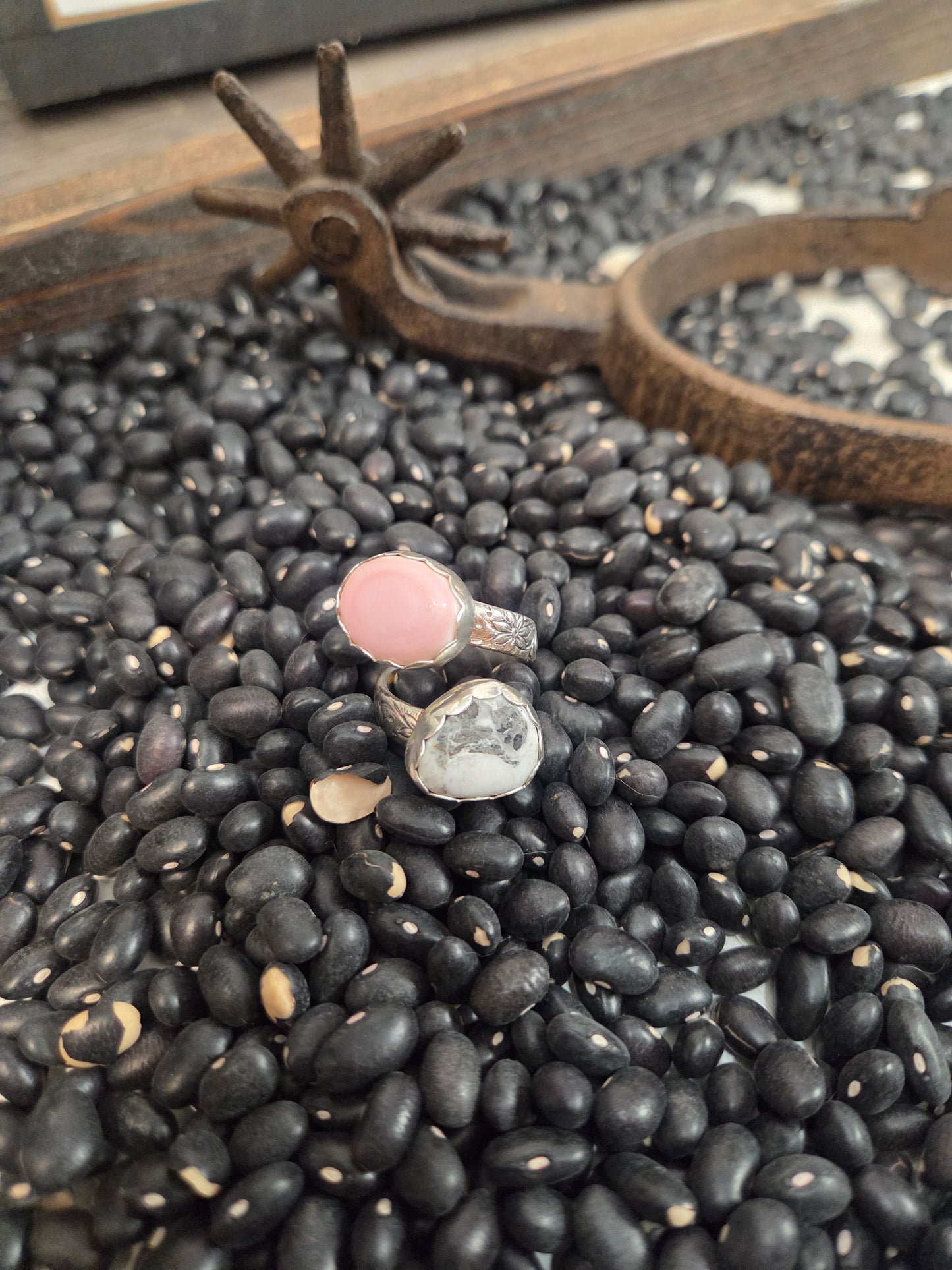 Pink Conch & White Buffalo Adjustable