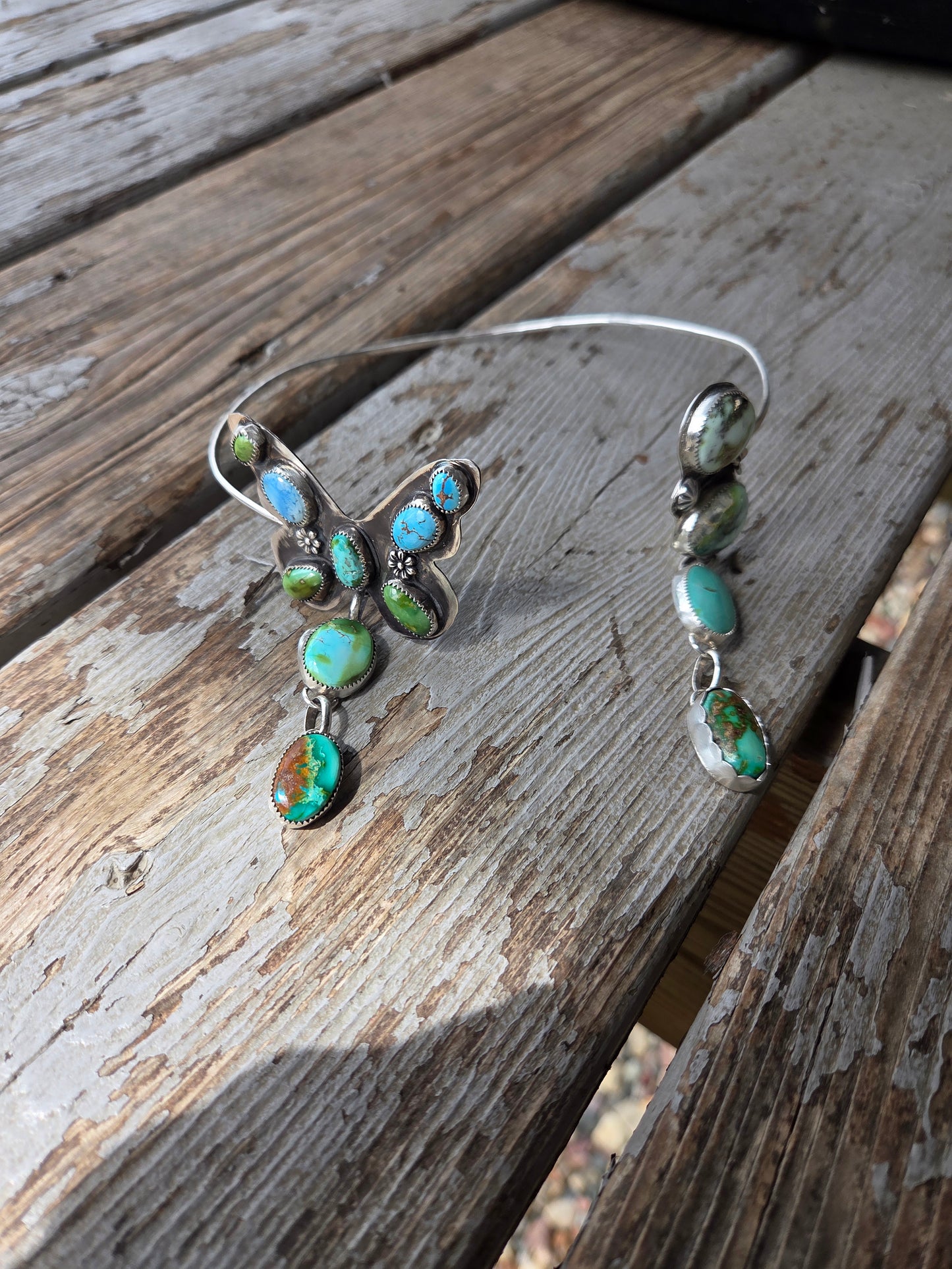 ButterFly Wire Neck Cuff