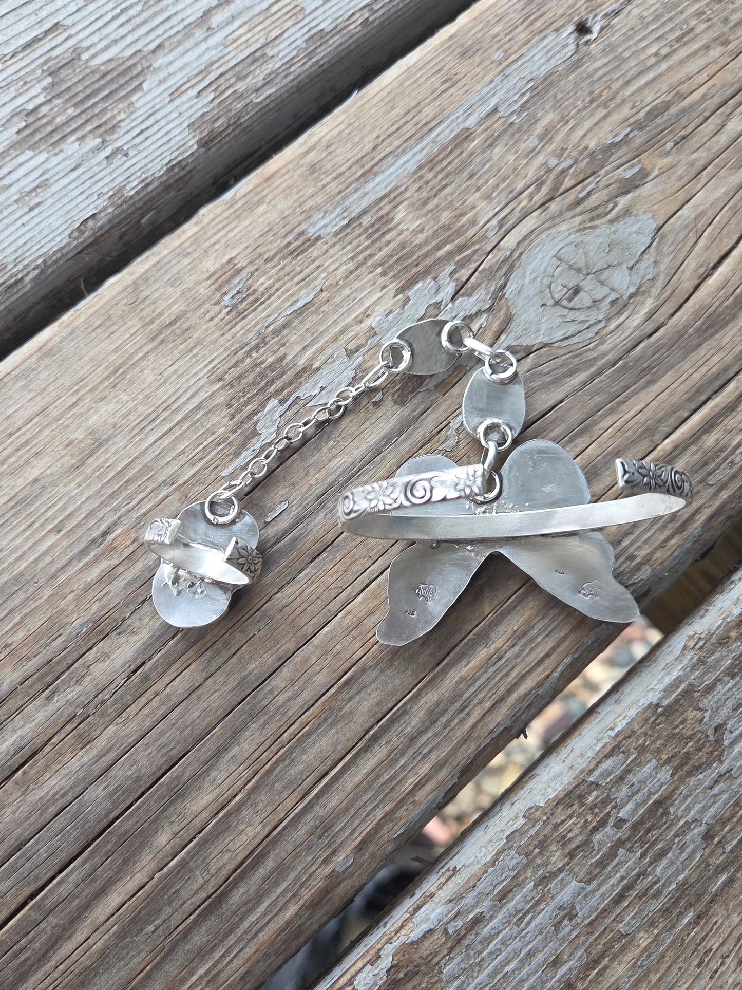 ButterFly bracelet/ring Chain