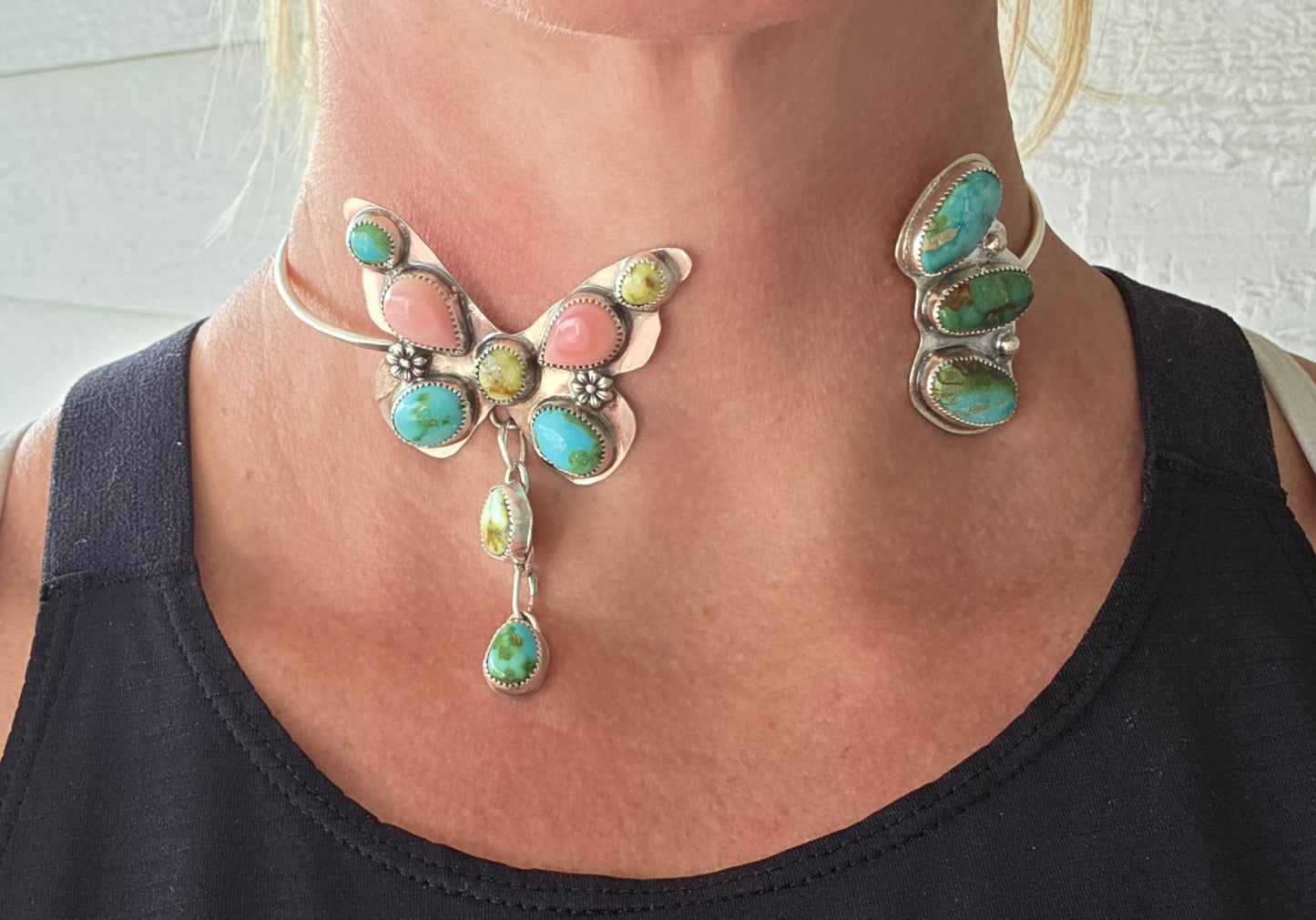 ButterFly Wire Neck Cuff