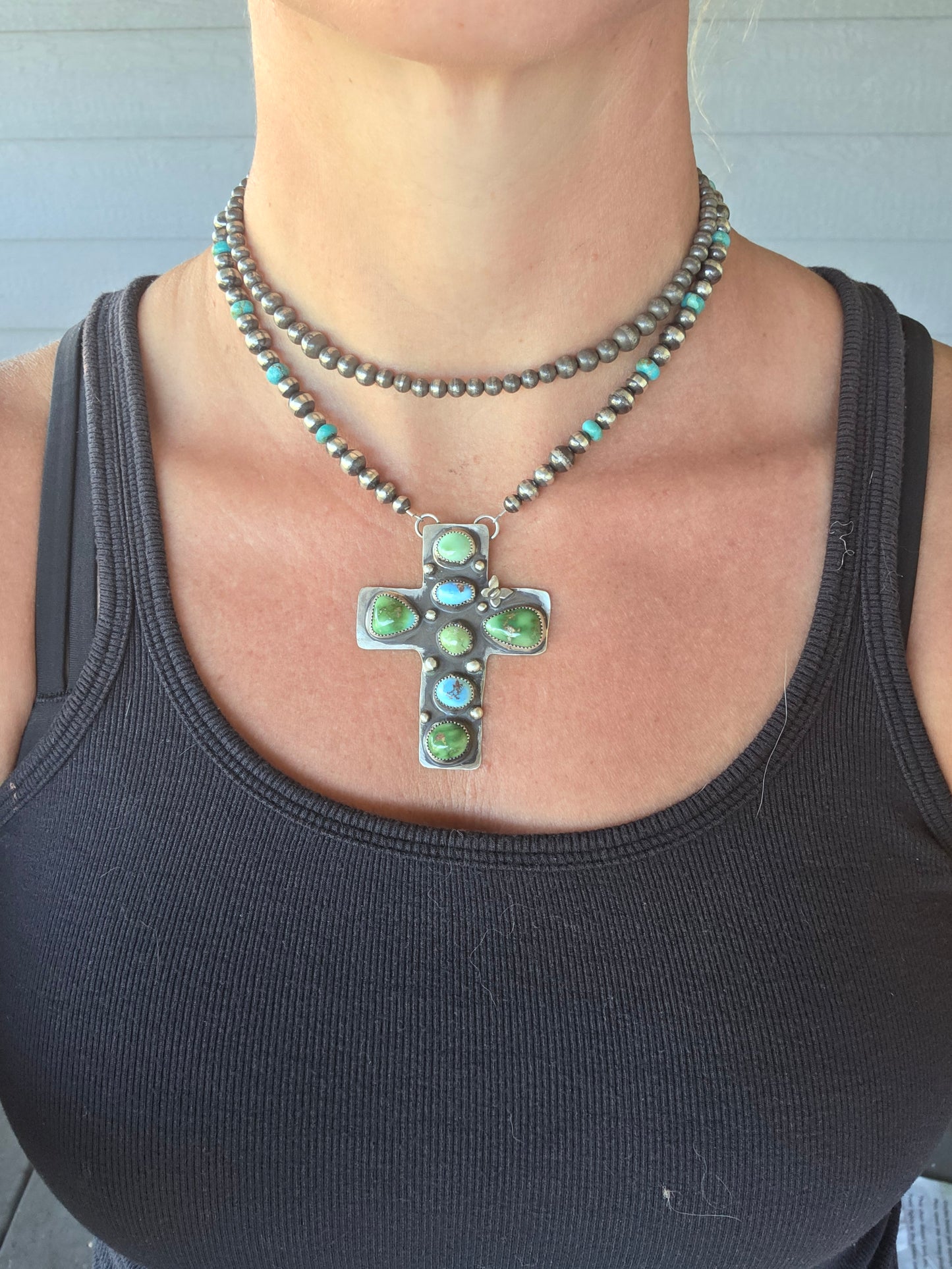 Cross Turquoise Cluster
