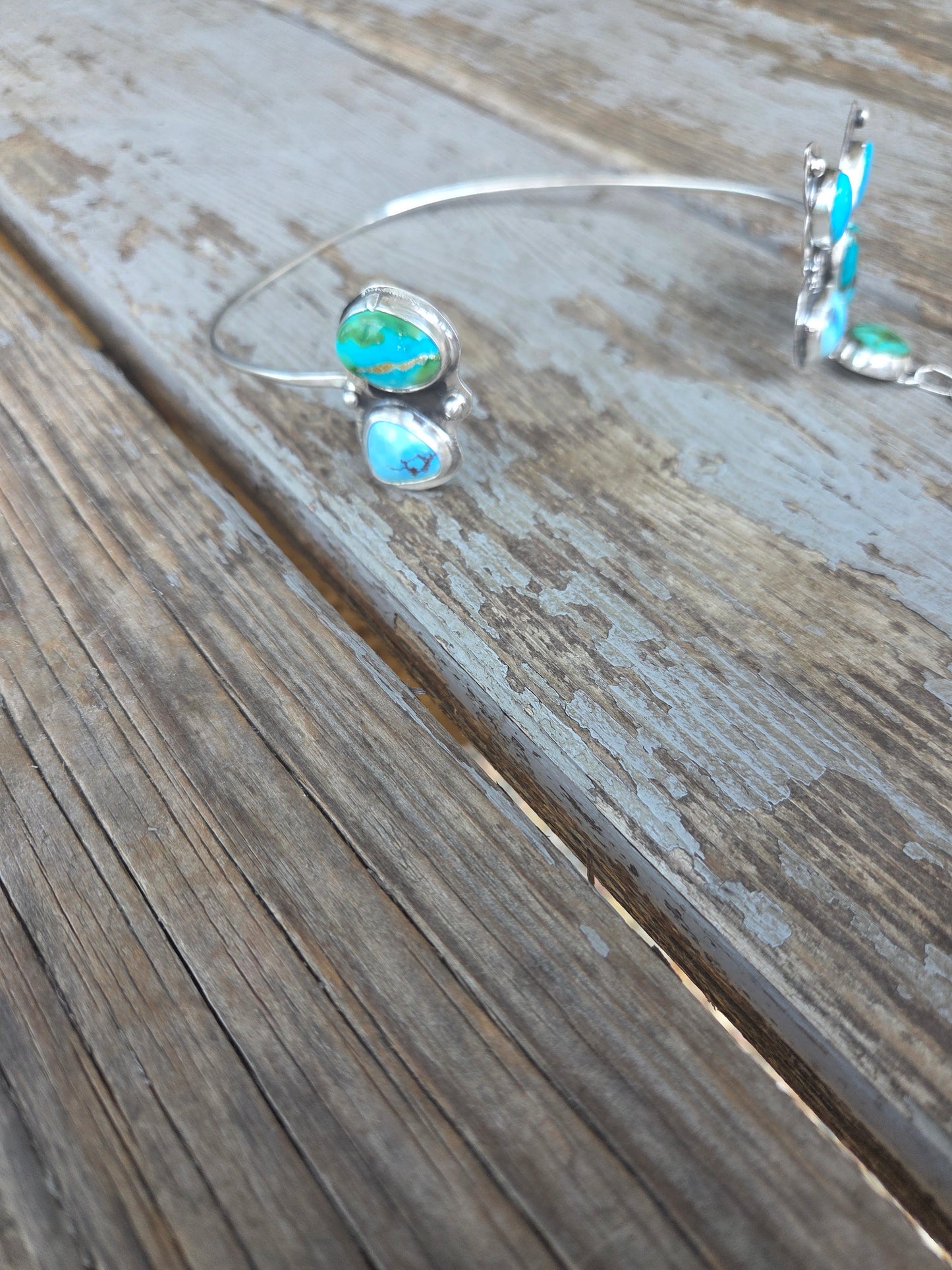 ButterFly Wire Neck Cuff