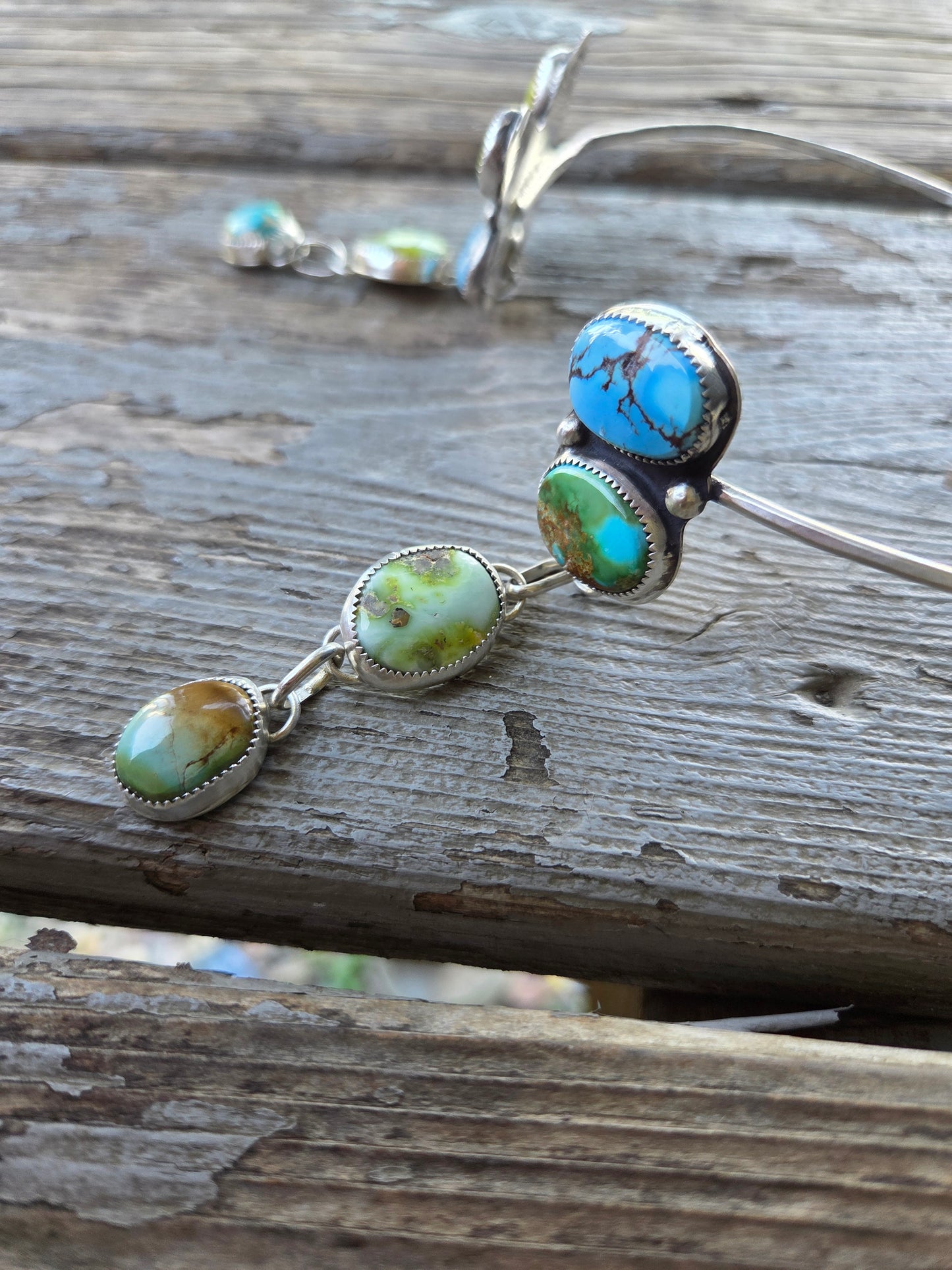 ButterFly Wire Neck Cuff