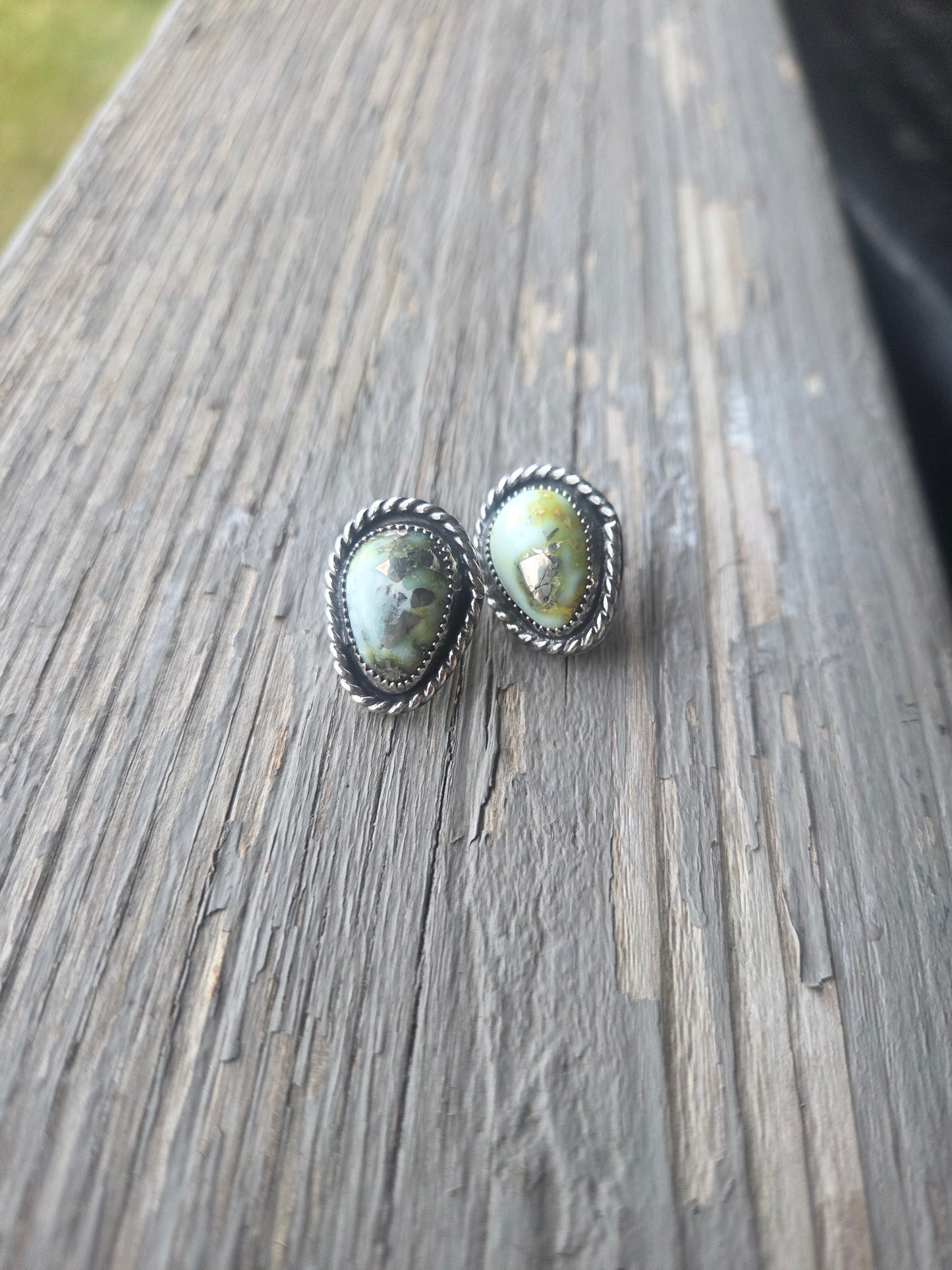 Palomino • Sterling Sliver Studs