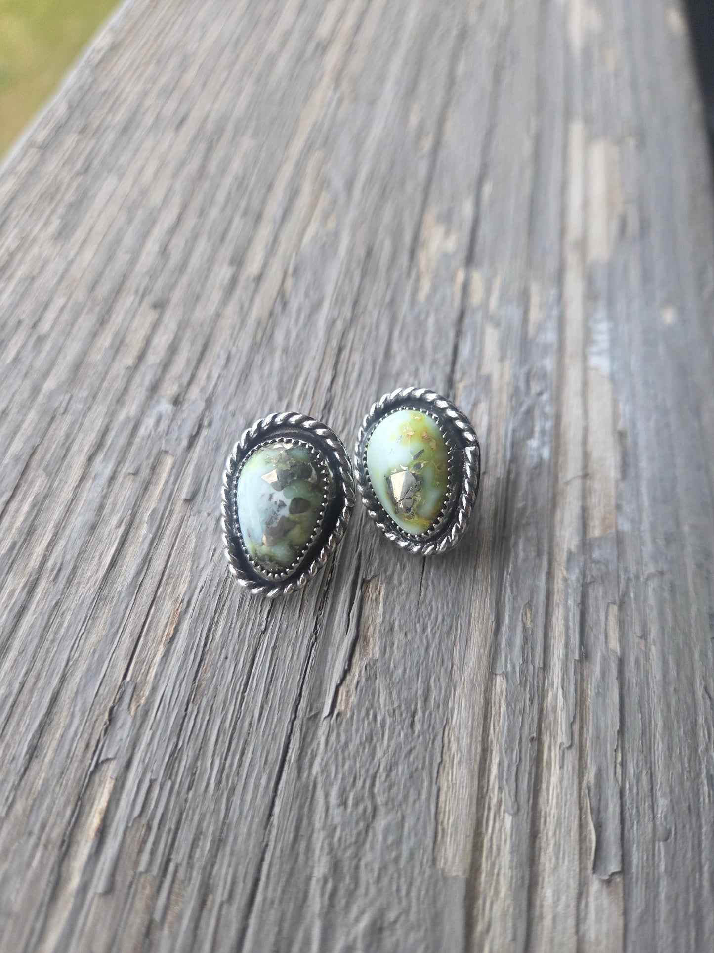 Palomino • Sterling Sliver Studs