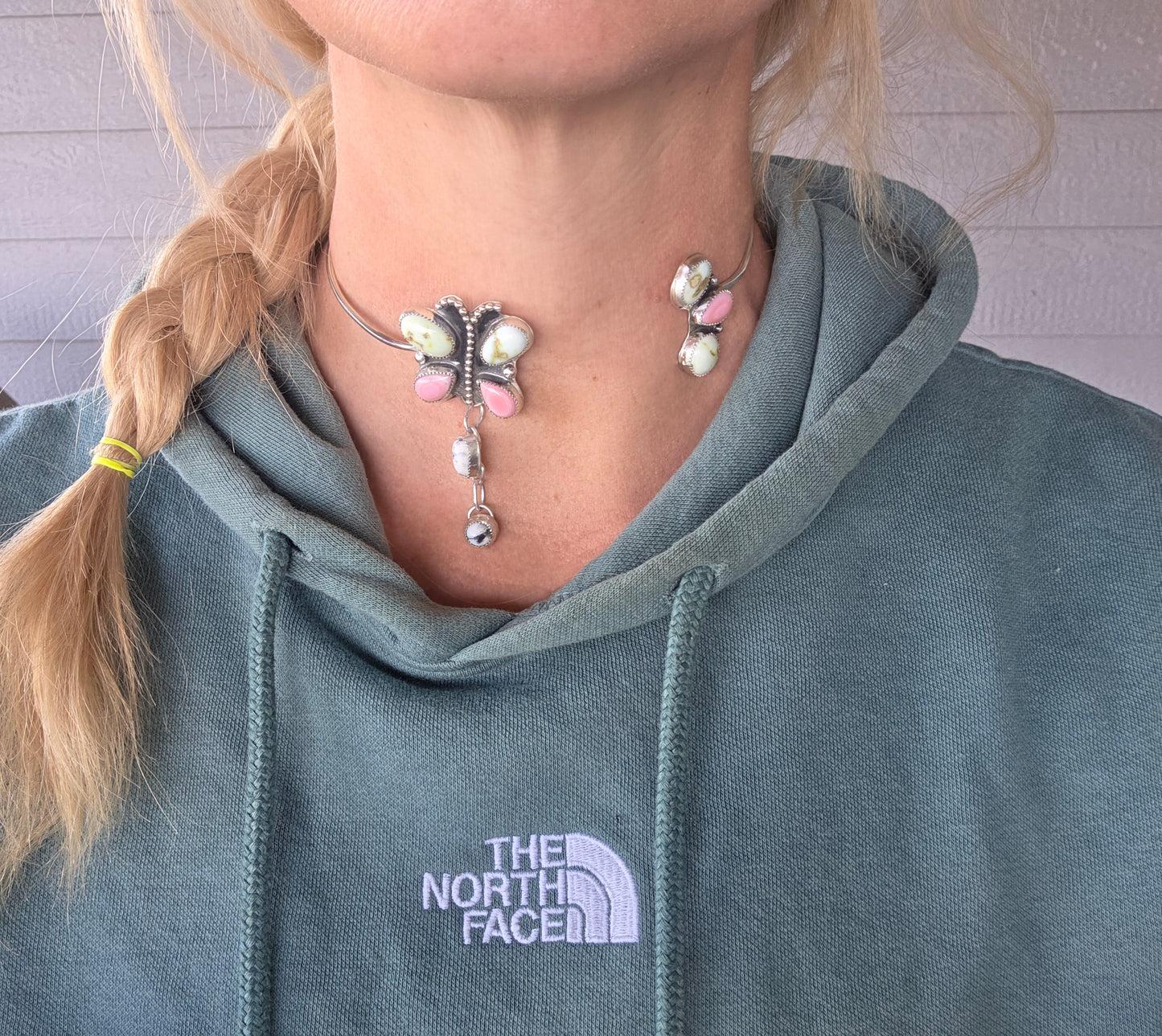 ButterFly Wire Neck Cuff