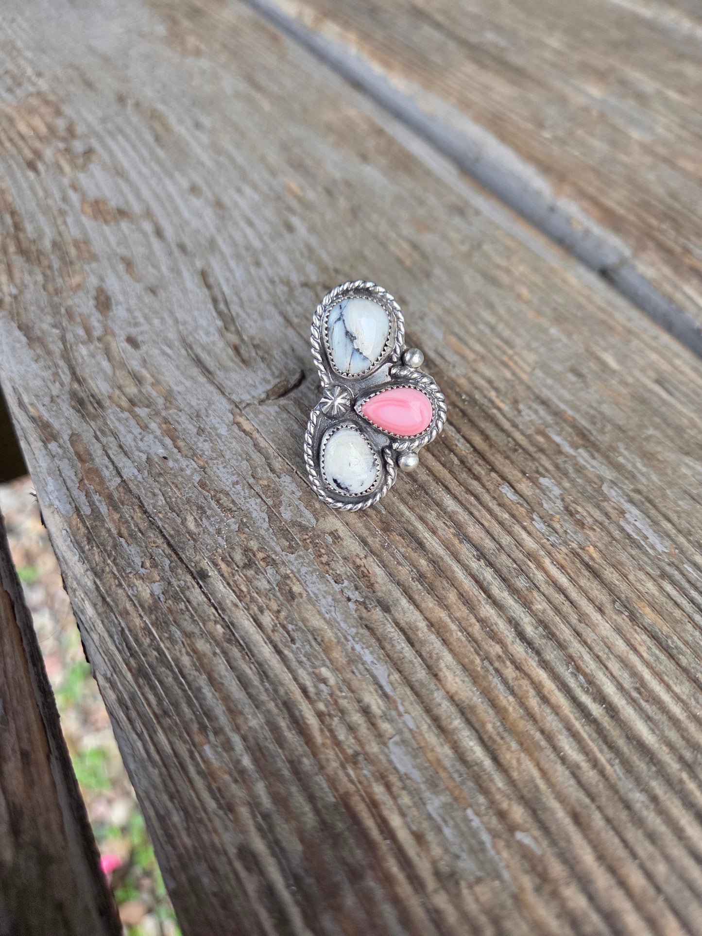 Pink Conch & White Buffalo Ring