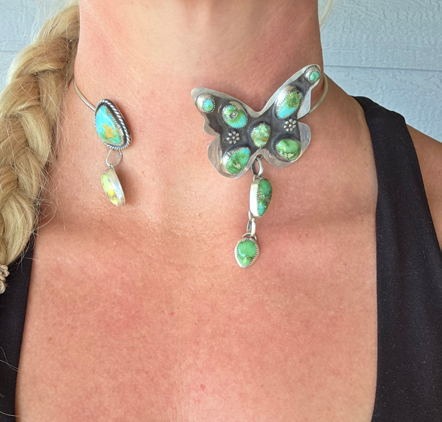 ButterFly Wire Neck Cuff