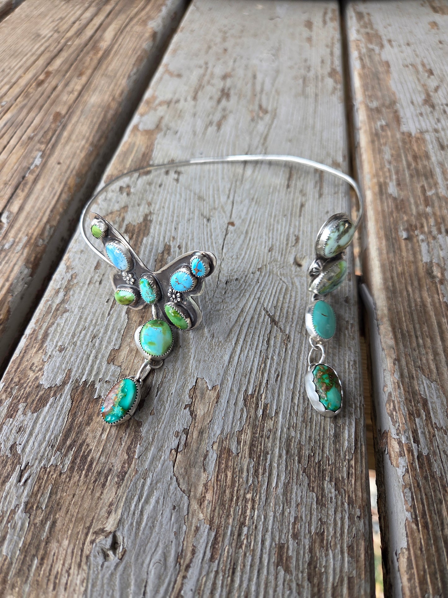 ButterFly Wire Neck Cuff