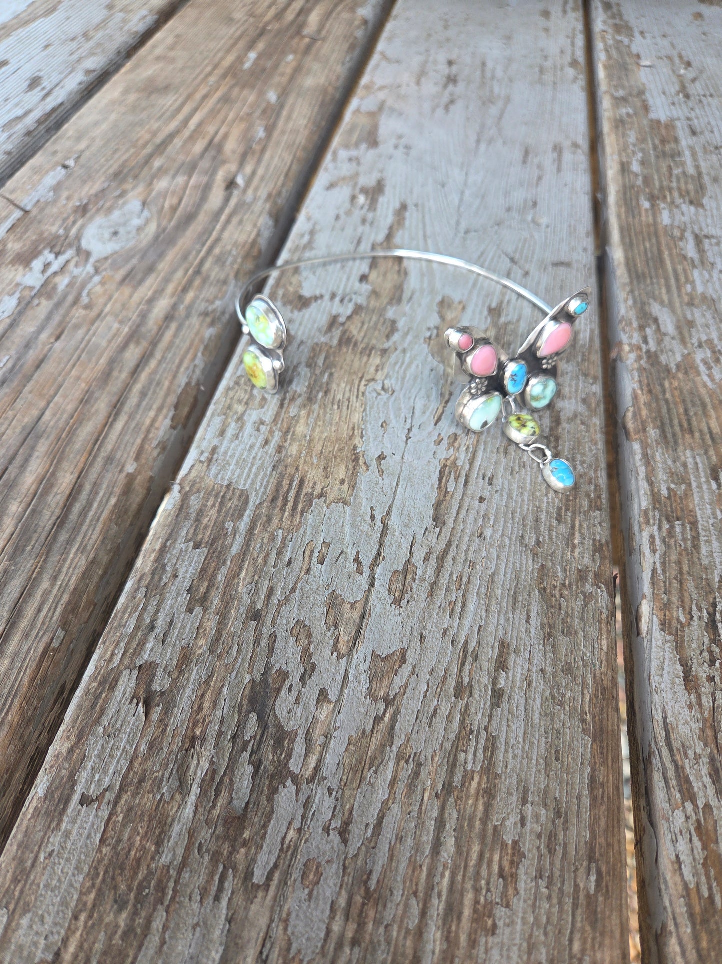 ButterFly Wire Neck Cuff