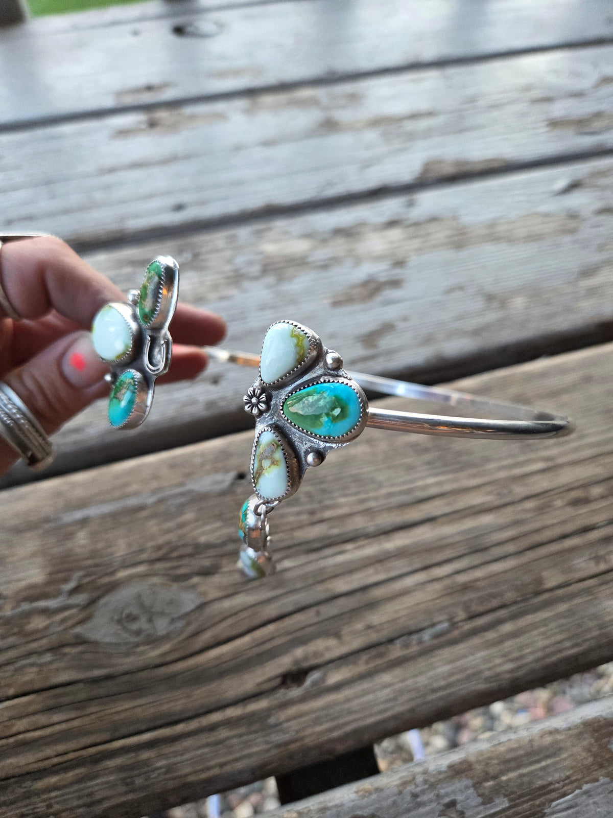 Wire Neck Cuff