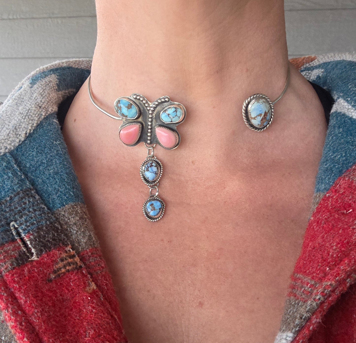 ButterFly Wire Neck Cuff